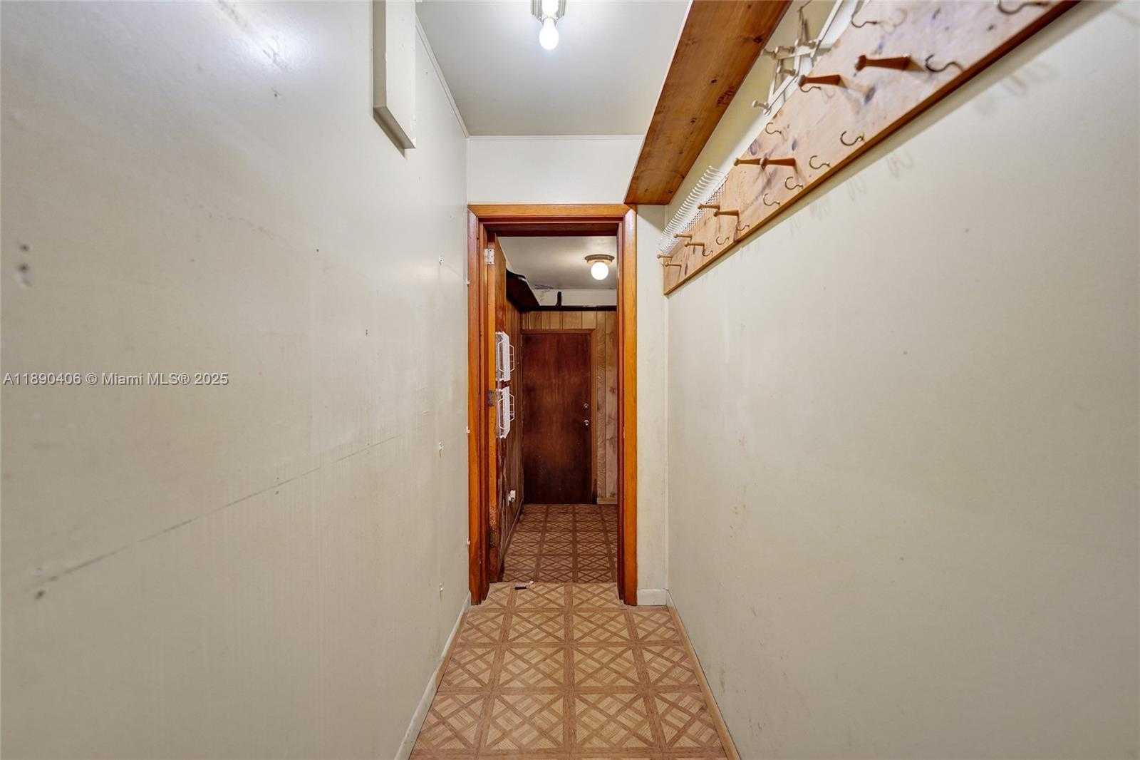 Small Image of 332 BAYBERRY DR, Plantation Number 45
