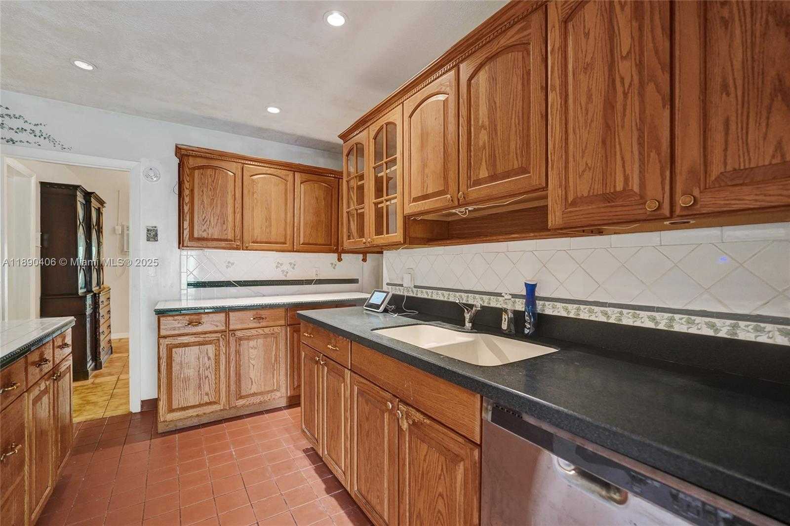 Small Image of 332 BAYBERRY DR, Plantation Number 51