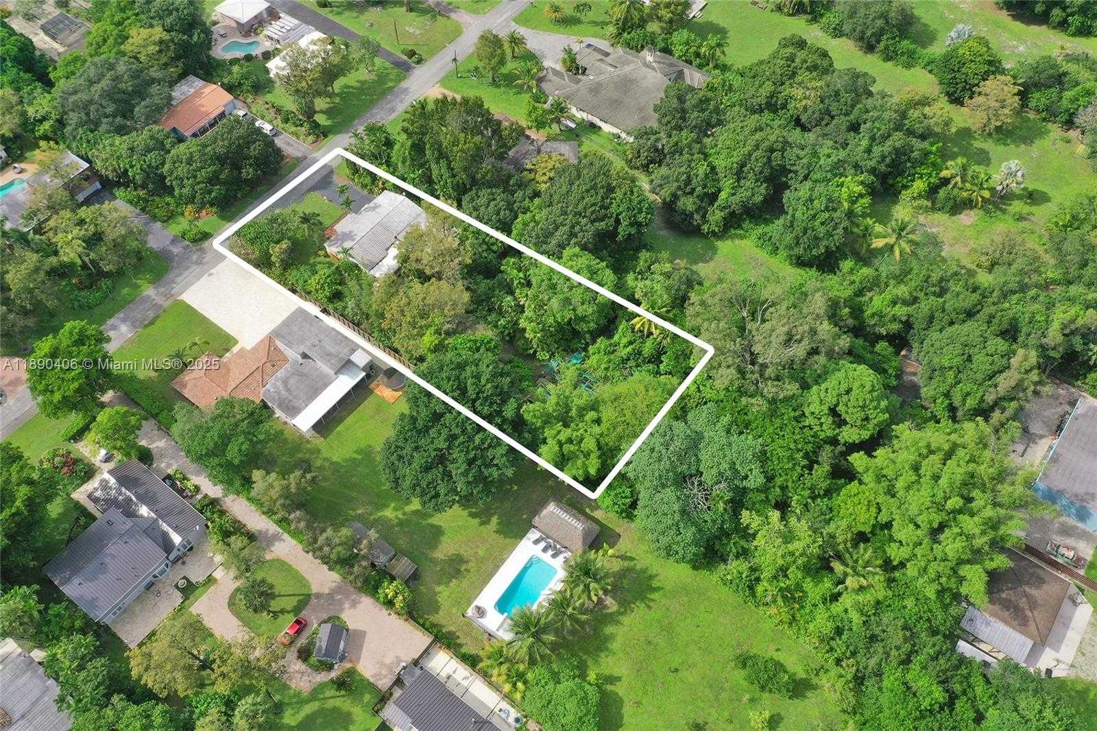 Small Image of 332 BAYBERRY DR, Plantation Number 6