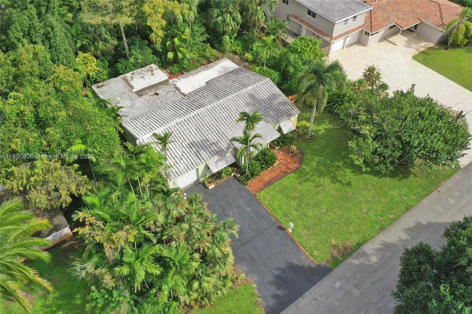 Small Image of 332 BAYBERRY DR, Plantation Number 86