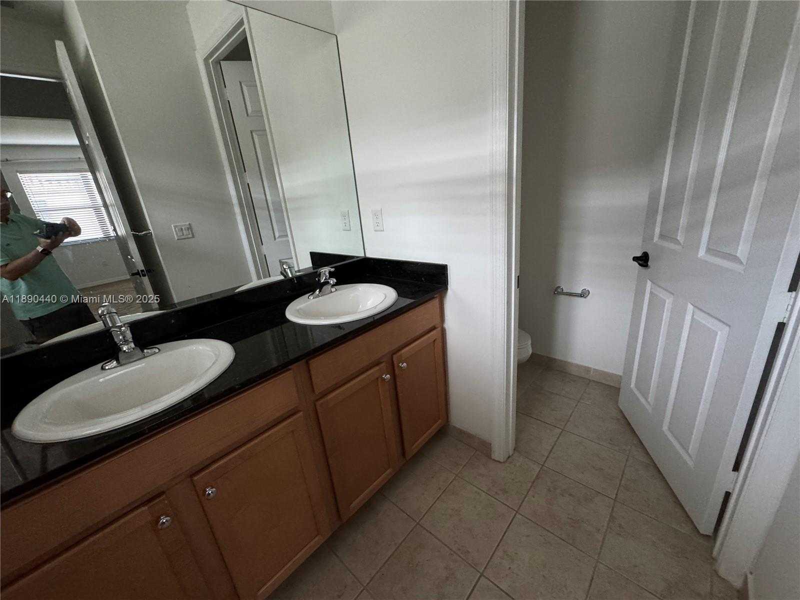 Small Image of 9079 SOUTH WEST 35TH ST, Miramar Number 16