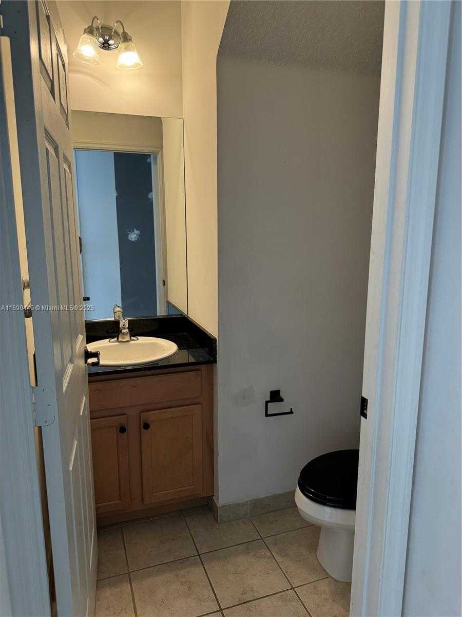 Small Image of 9079 SOUTH WEST 35TH ST, Miramar Number 5