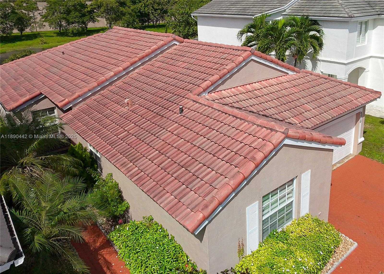 Small Image of 4810 SOUTH WEST 153RD TER, Miramar Number 39
