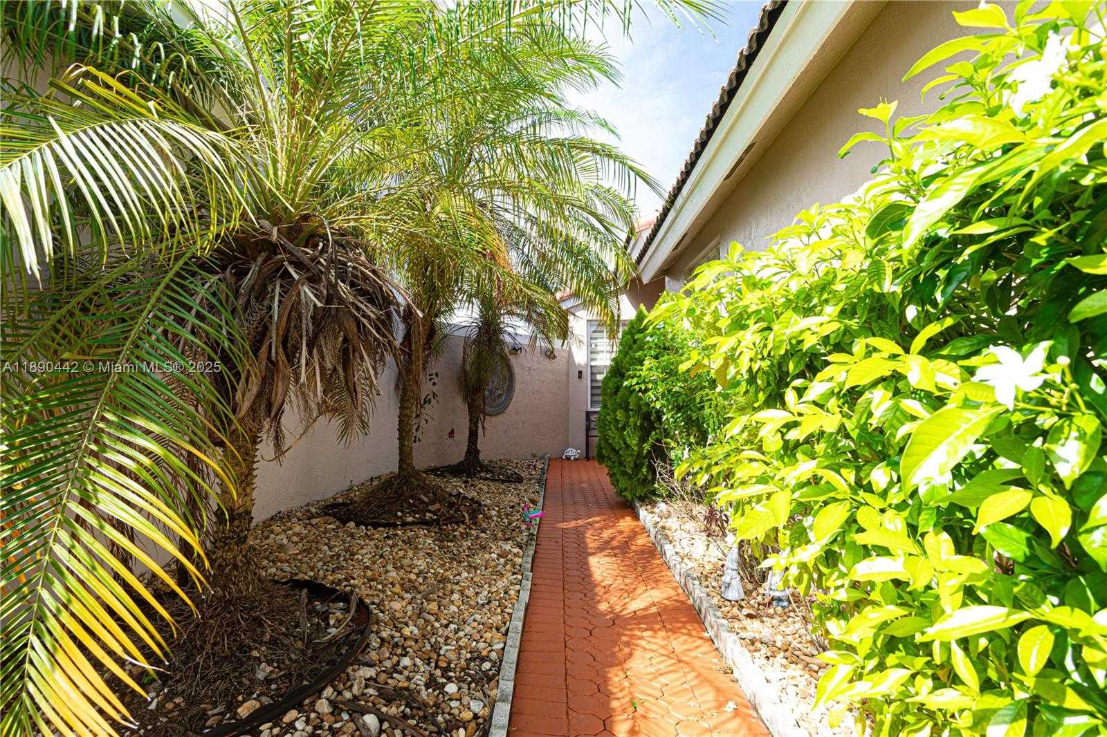 Small Image of 4810 SOUTH WEST 153RD TER, Miramar Number 4