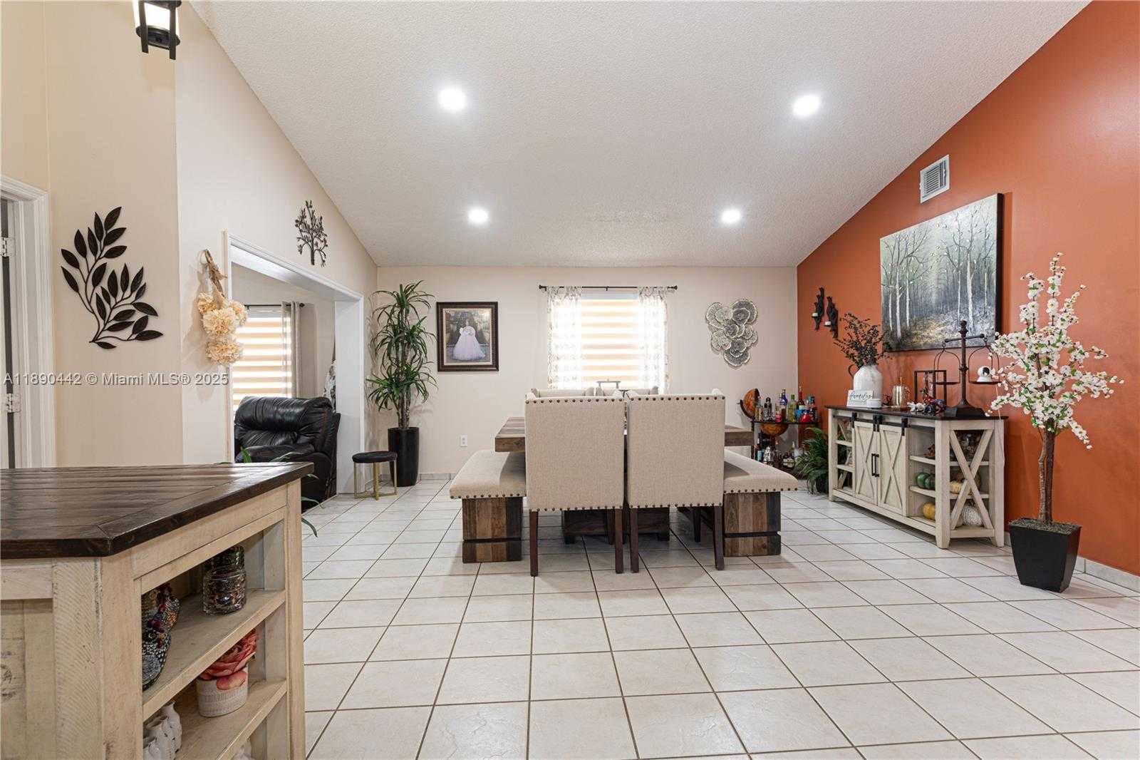 Small Image of 4810 SOUTH WEST 153RD TER, Miramar Number 7
