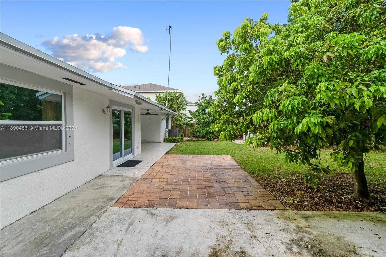 Small Image of 12950 SOUTH WEST 267TH ST, Homestead Number 24