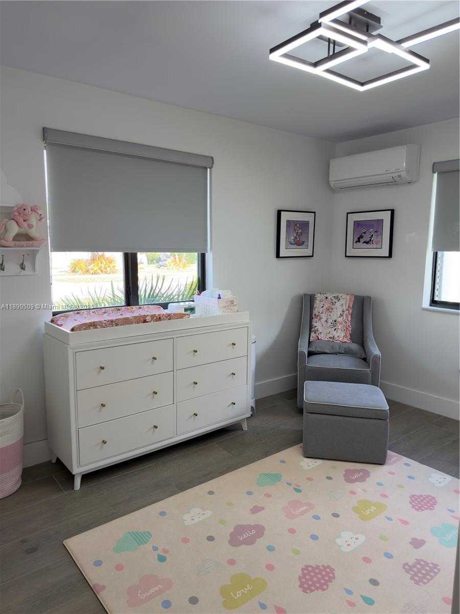 Small Image of 2350 NORTH EAST 194TH ST, Miami Number 20