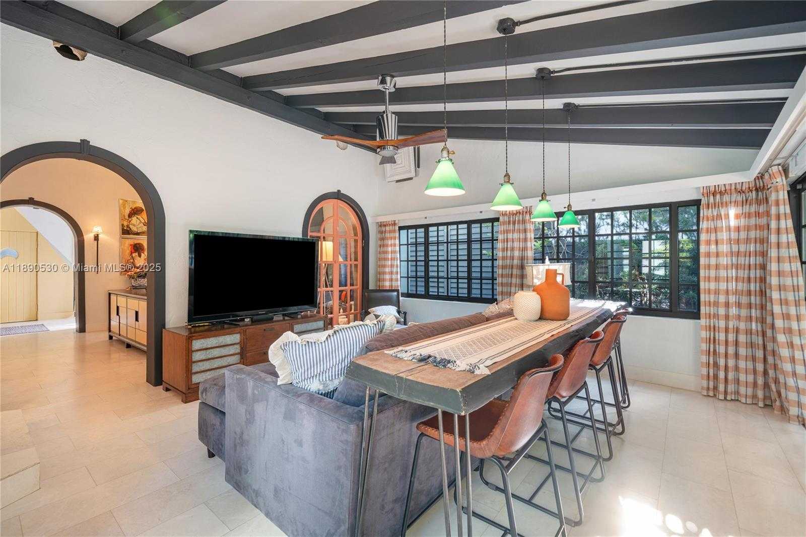 Small Image of 3650 NORTH BAY HOMES DR, Miami Number 10
