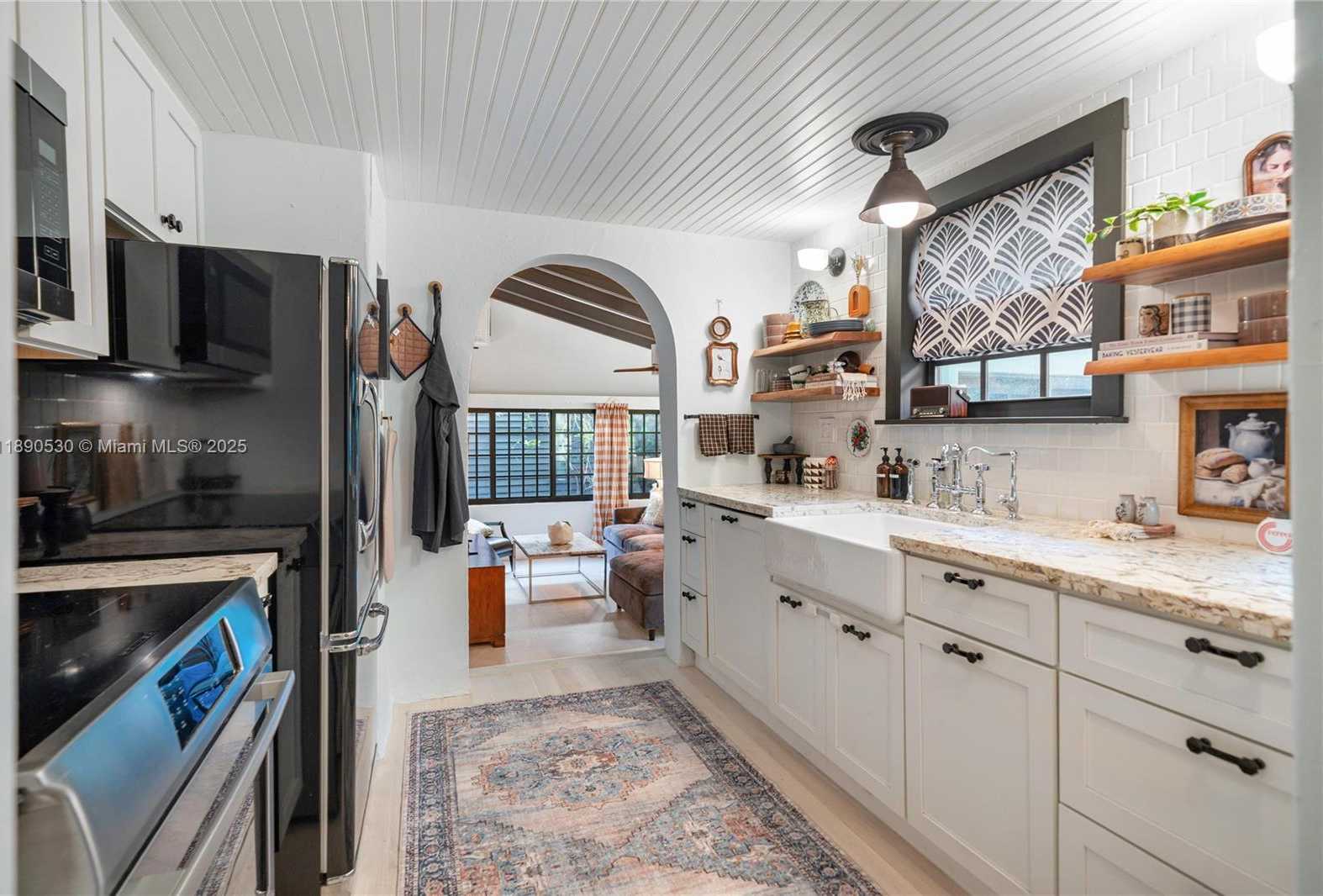 Small Image of 3650 NORTH BAY HOMES DR, Miami Number 12