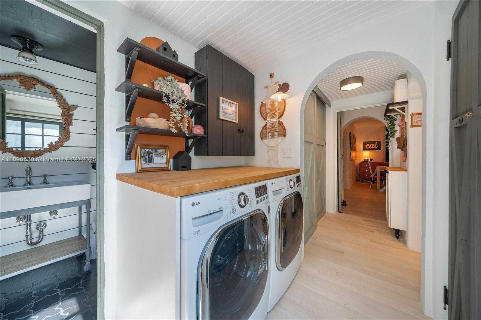 Small Image of 3650 NORTH BAY HOMES DR, Miami Number 15