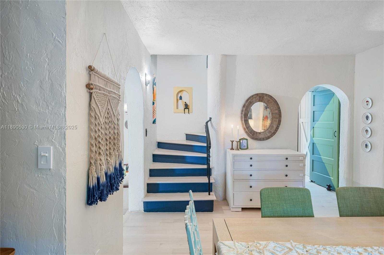 Small Image of 3650 NORTH BAY HOMES DR, Miami Number 19