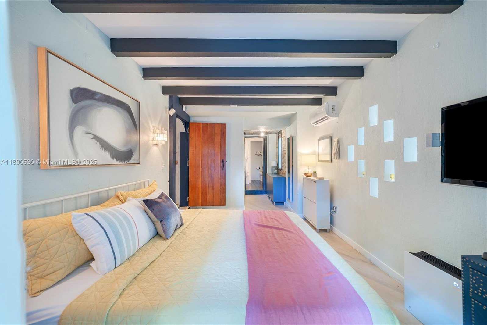 Small Image of 3650 NORTH BAY HOMES DR, Miami Number 22