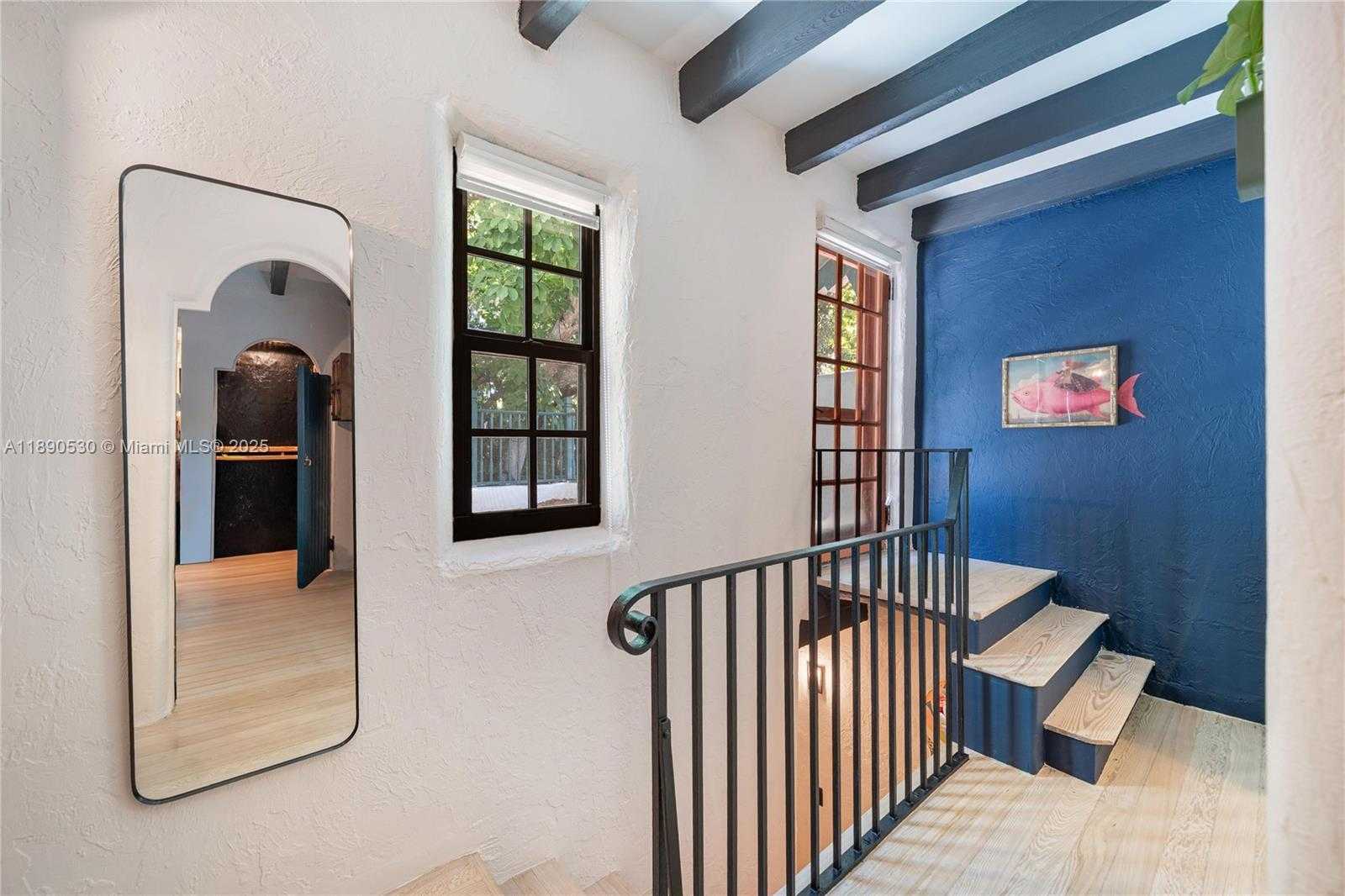 Small Image of 3650 NORTH BAY HOMES DR, Miami Number 25