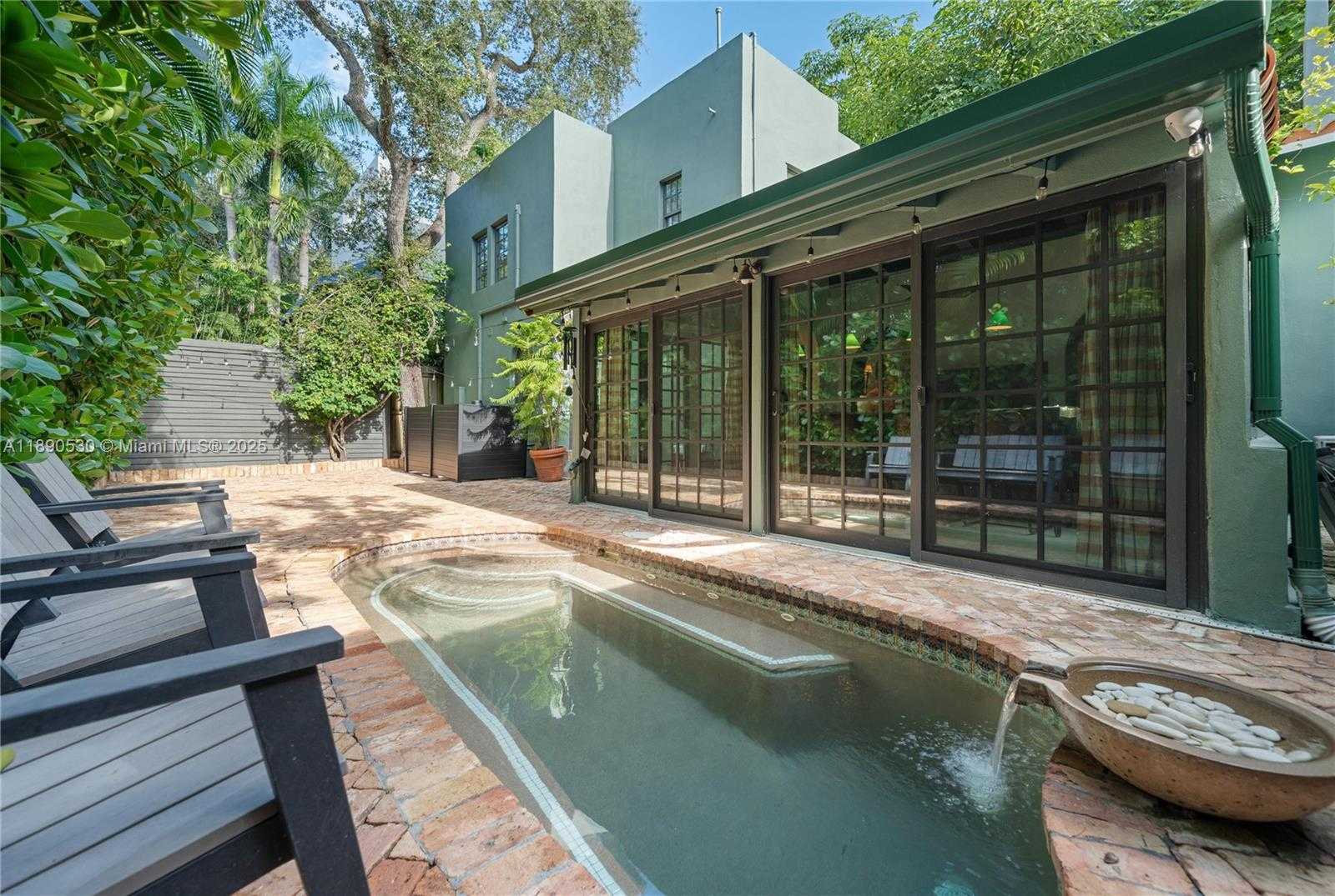 Small Image of 3650 NORTH BAY HOMES DR, Miami Number 31