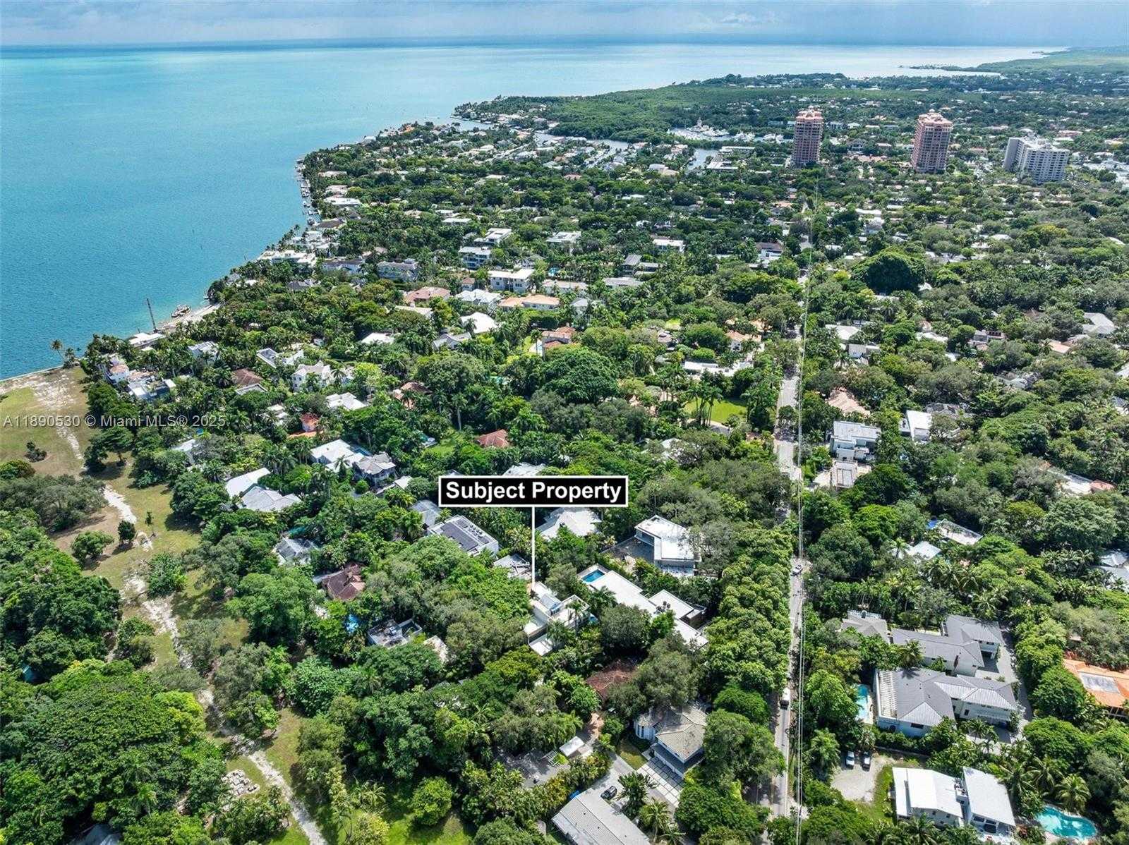 Small Image of 3650 NORTH BAY HOMES DR, Miami Number 35