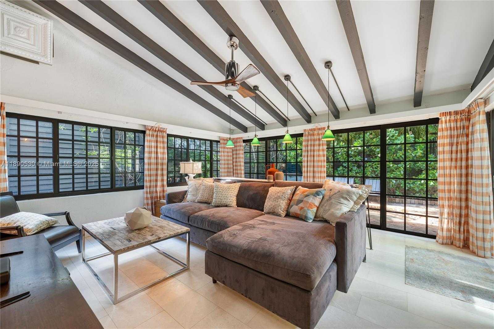 Small Image of 3650 NORTH BAY HOMES DR, Miami Number 8