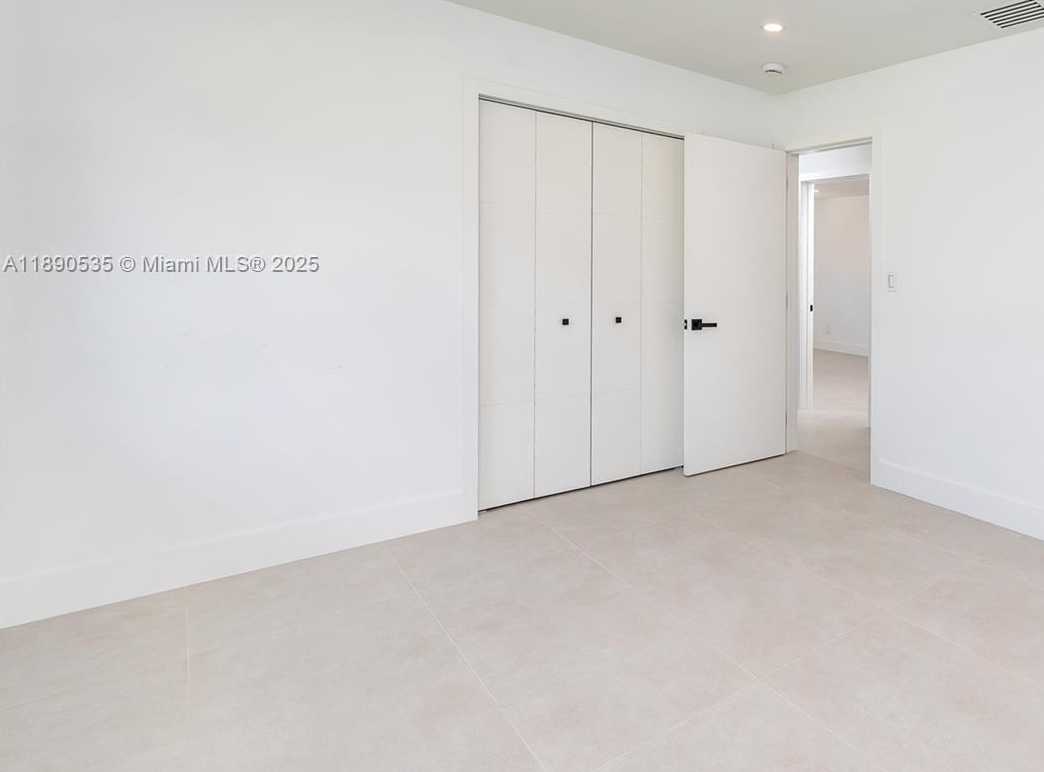 Small Image of 9230 SOUTH WEST 183RD TER, Palmetto Bay Number 10