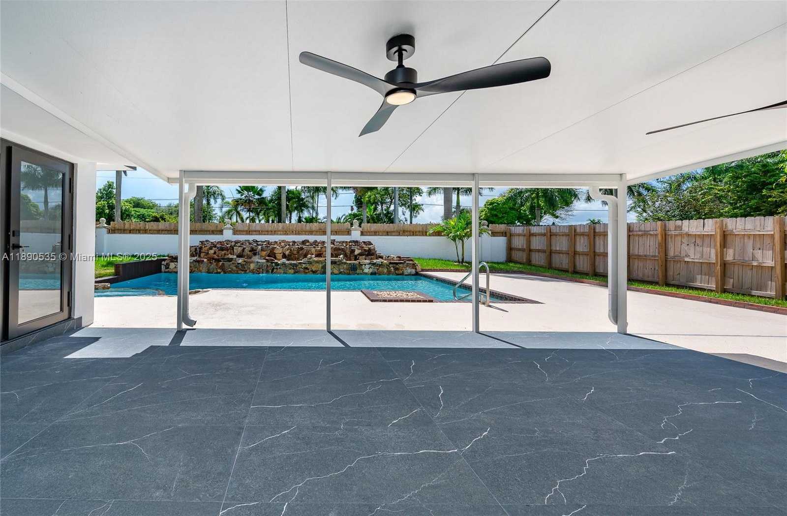 Small Image of 9230 SOUTH WEST 183RD TER, Palmetto Bay Number 28