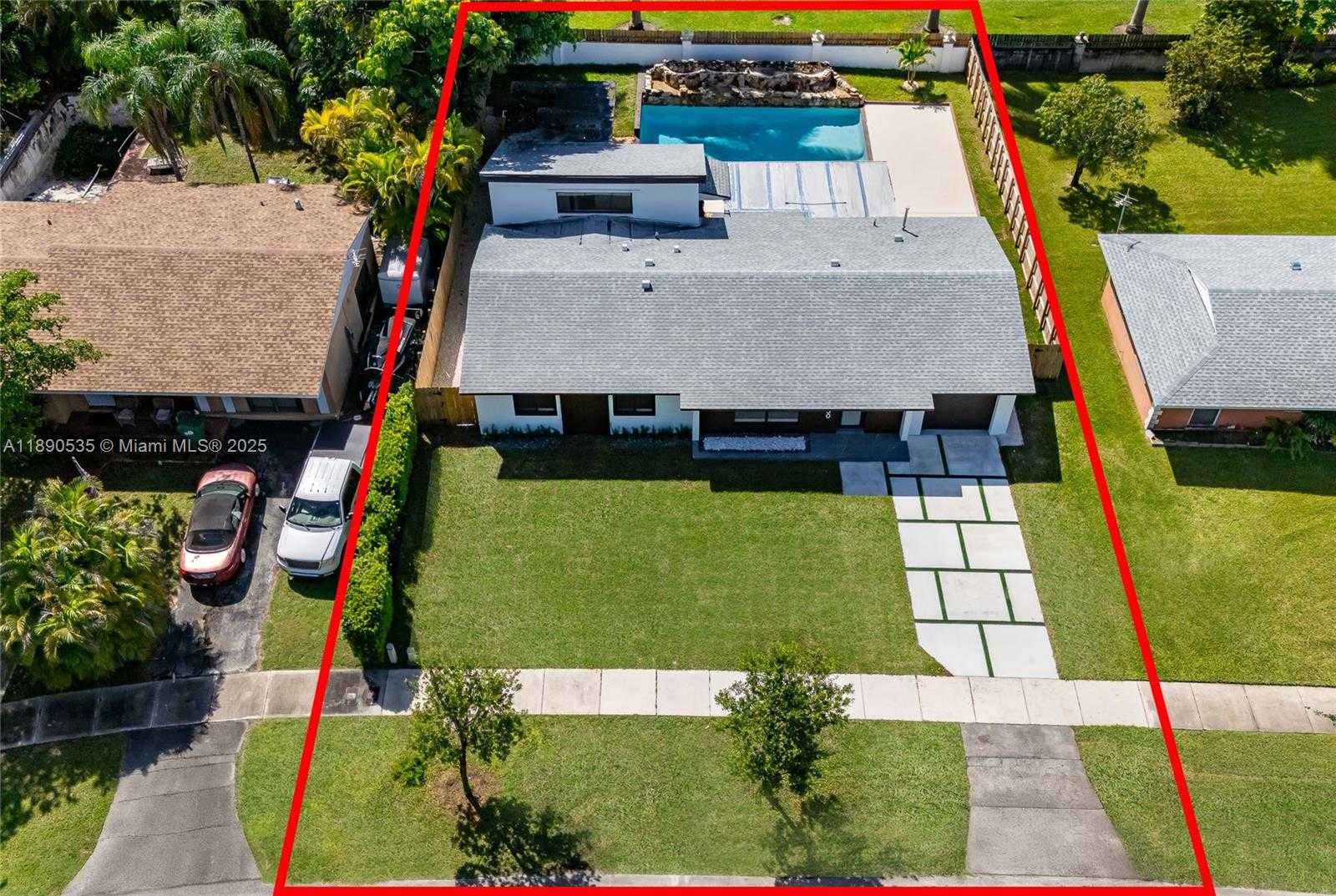 Small Image of 9230 SOUTH WEST 183RD TER, Palmetto Bay Number 41