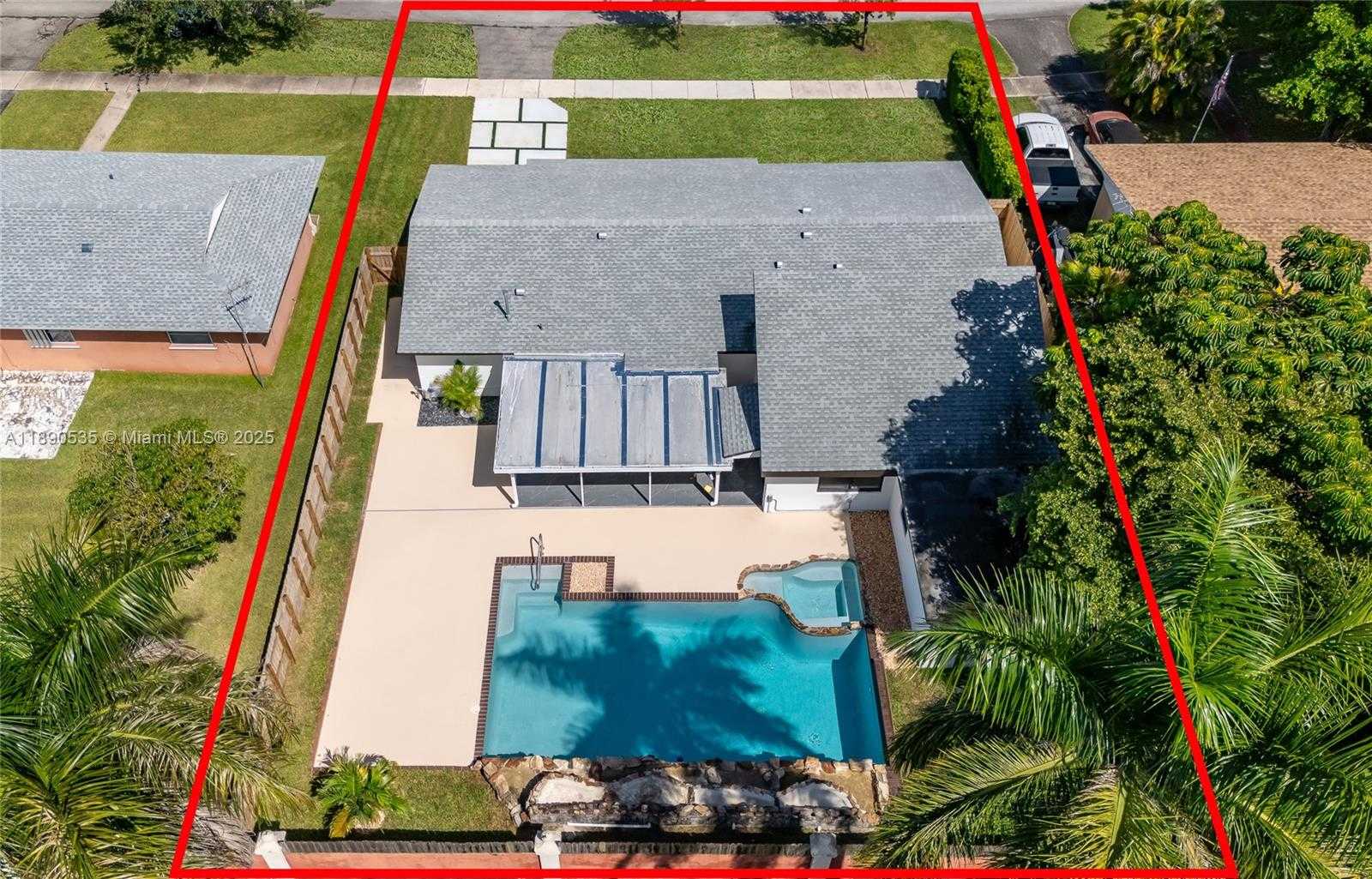 Small Image of 9230 SOUTH WEST 183RD TER, Palmetto Bay Number 45
