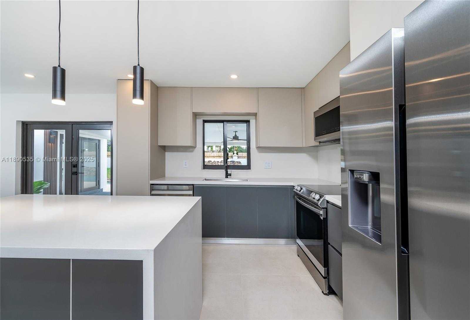 Small Image of 9230 SOUTH WEST 183RD TER, Palmetto Bay Number 8