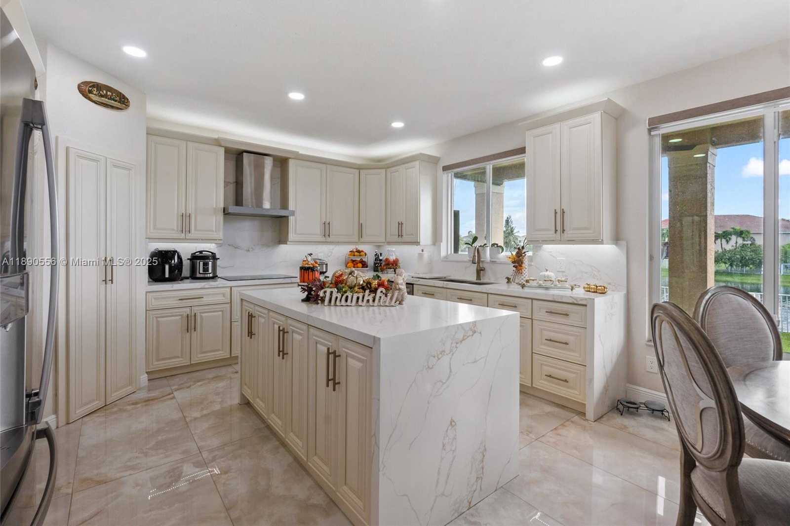 Small Image of 5413 SOUTH WEST 186TH WAY, Miramar Number 10