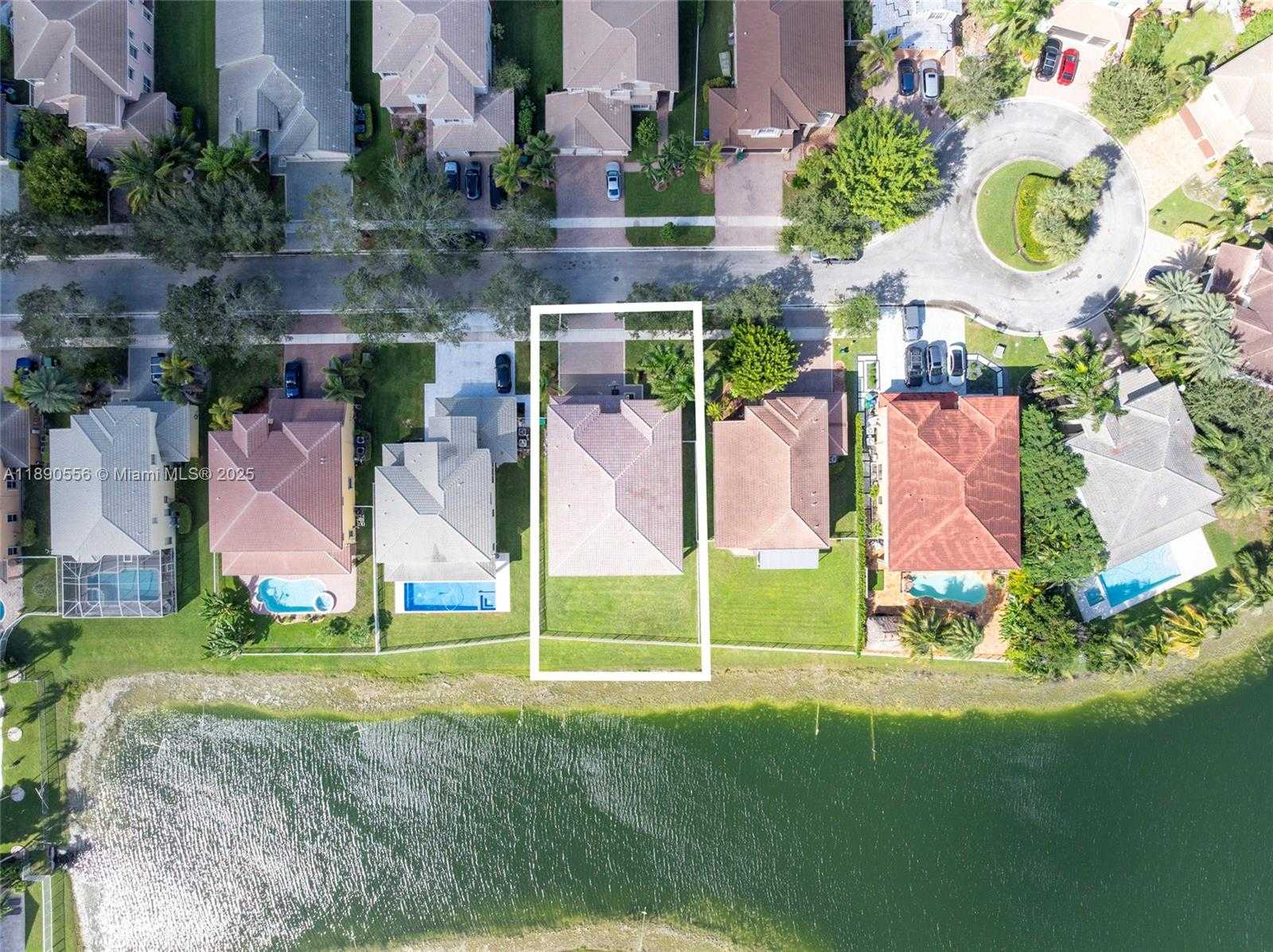 Small Image of 5413 SOUTH WEST 186TH WAY, Miramar Number 2