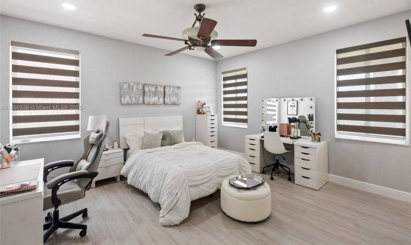 Small Image of 5413 SOUTH WEST 186TH WAY, Miramar Number 21