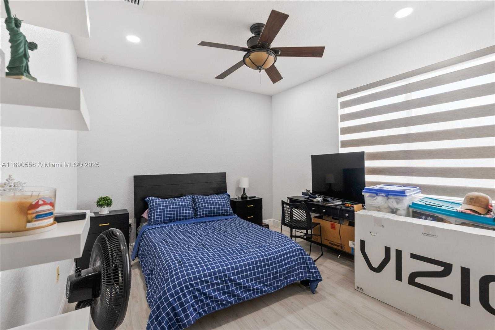 Small Image of 5413 SOUTH WEST 186TH WAY, Miramar Number 36