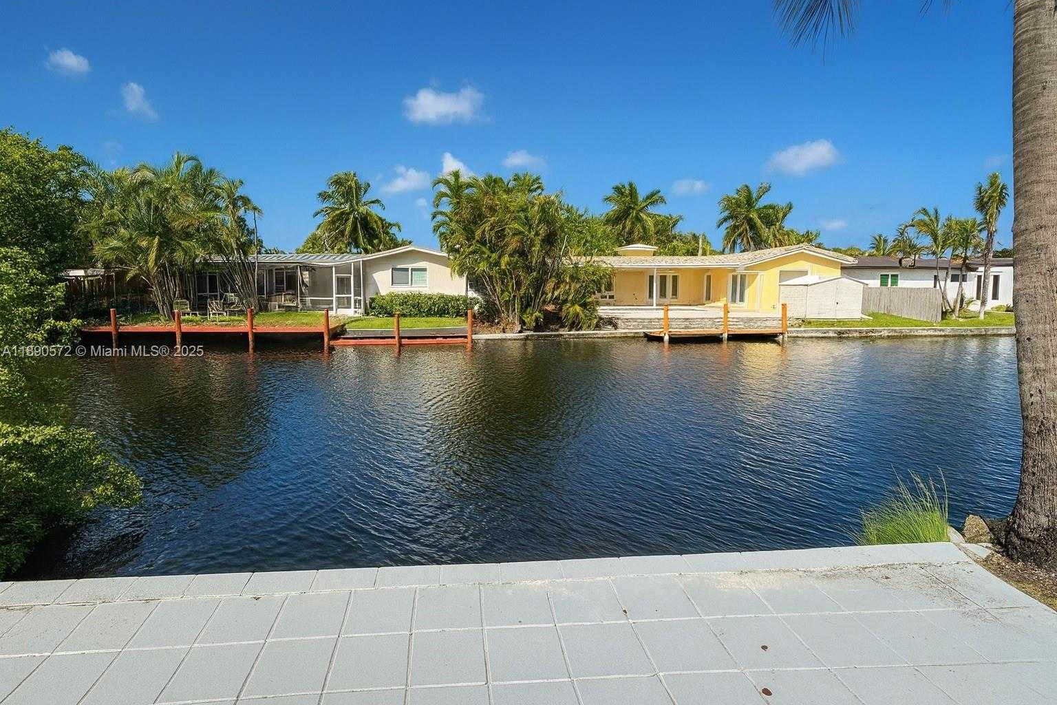Small Image of 3801 NORTH EAST 16TH TER, Oakland Park Number 13