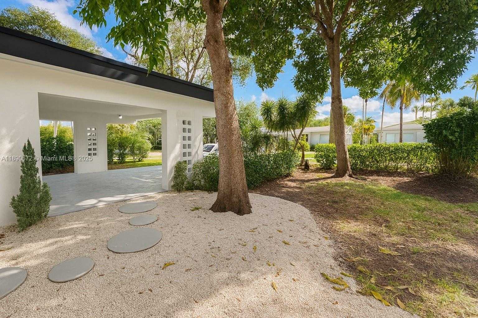 Small Image of 3801 NORTH EAST 16TH TER, Oakland Park Number 3
