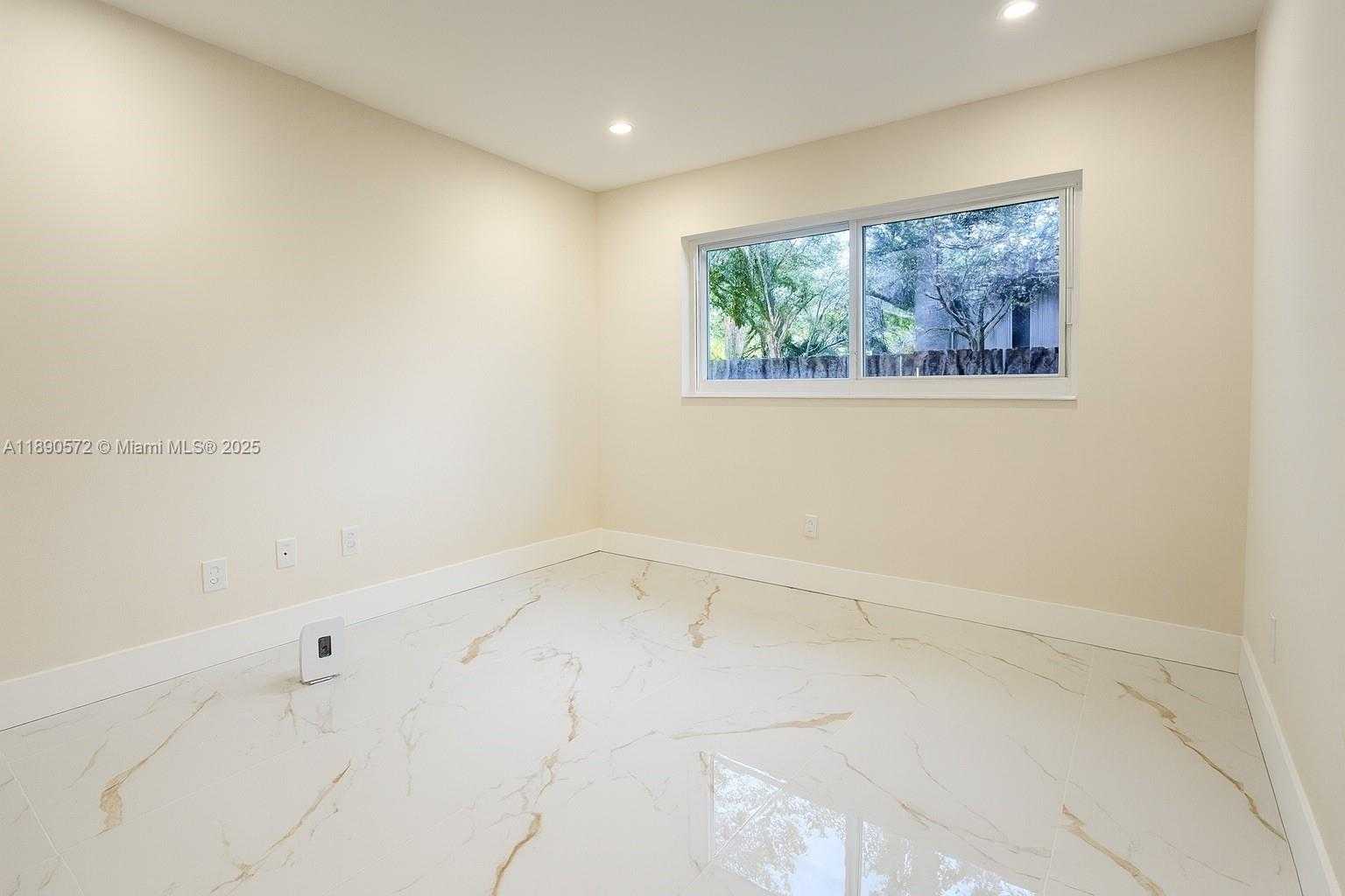 Small Image of 3801 NORTH EAST 16TH TER, Oakland Park Number 35