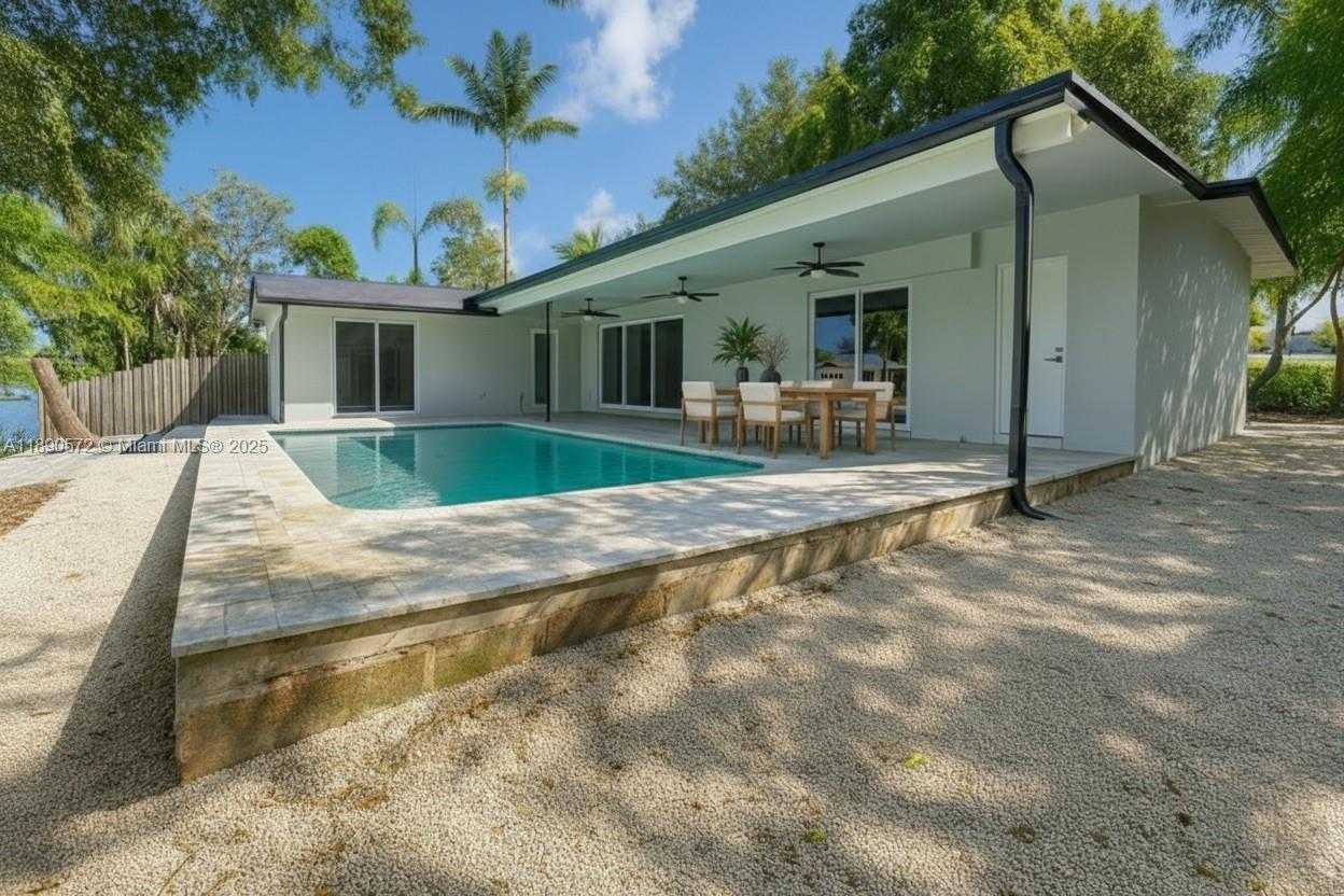 Small Image of 3801 NORTH EAST 16TH TER, Oakland Park Number 6