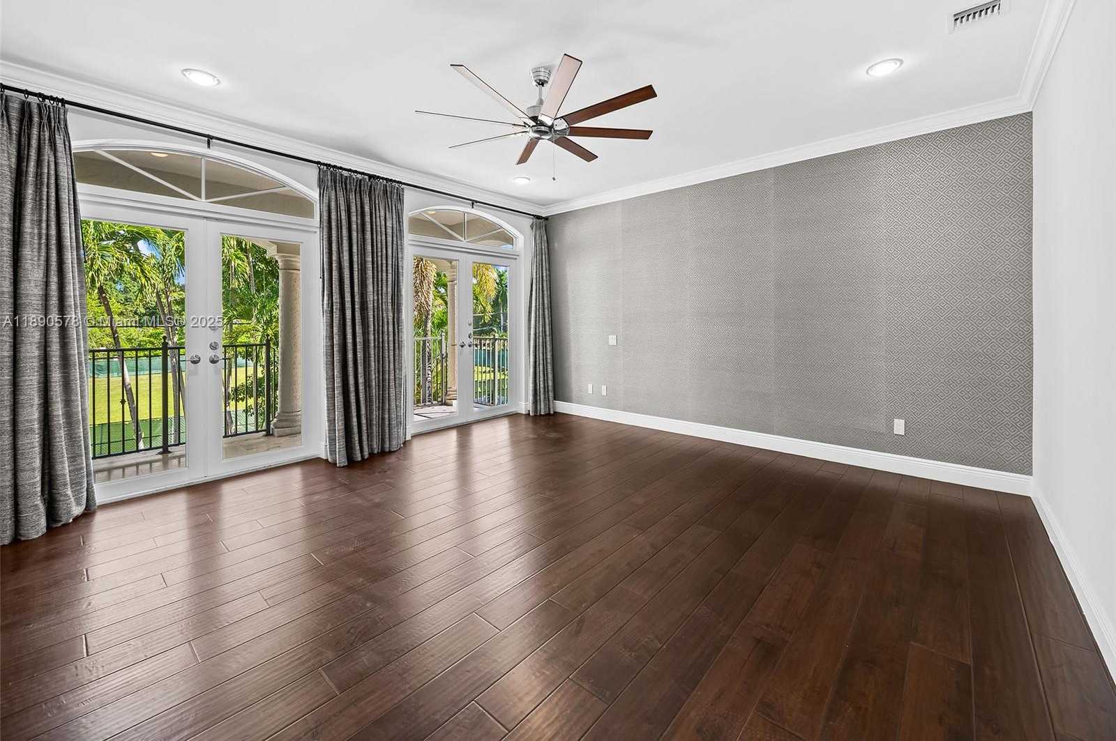 Small Image of 821 SOUTH EAST 2ND CT, Fort Lauderdale Number 23