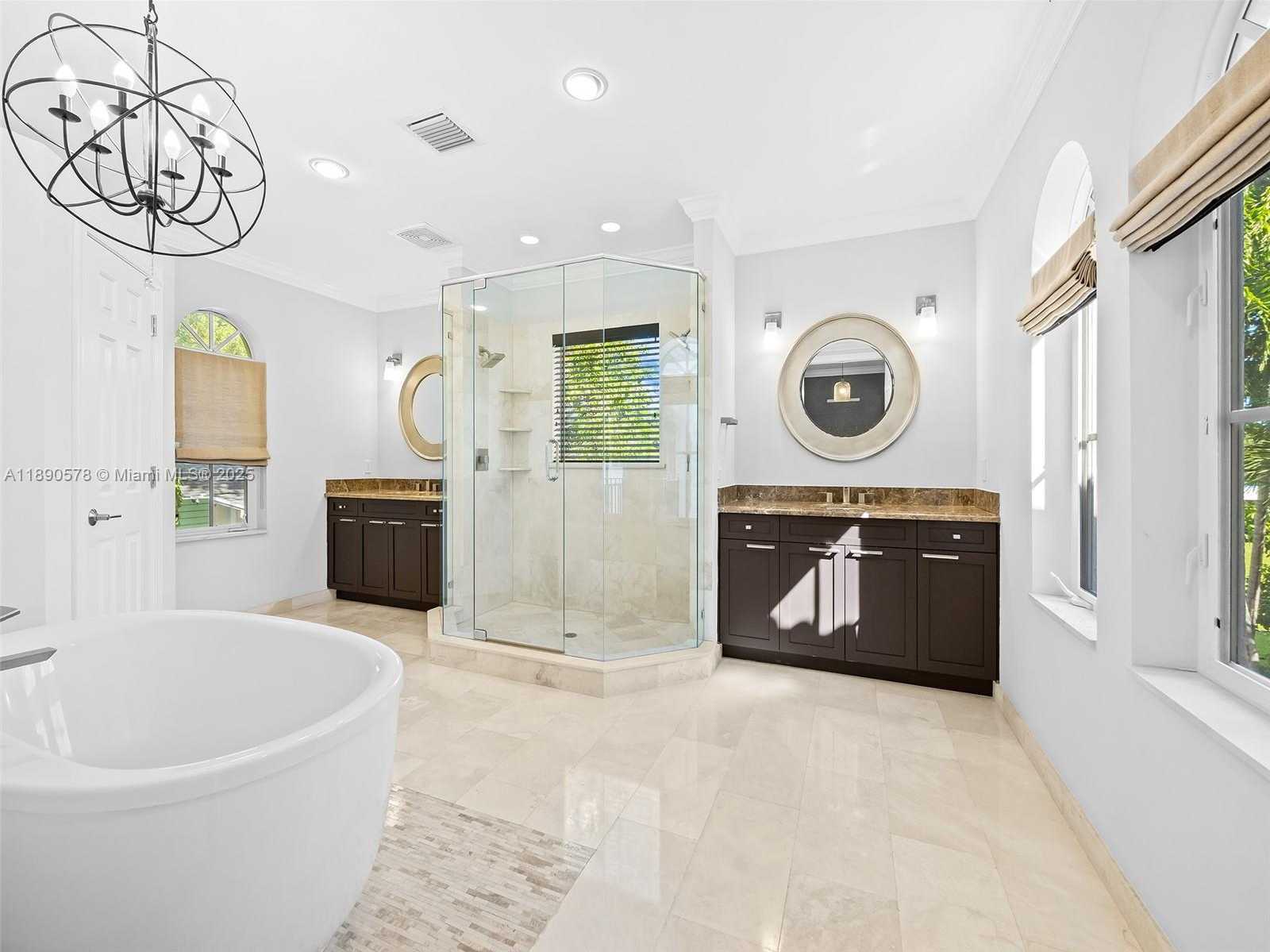 Small Image of 821 SOUTH EAST 2ND CT, Fort Lauderdale Number 26
