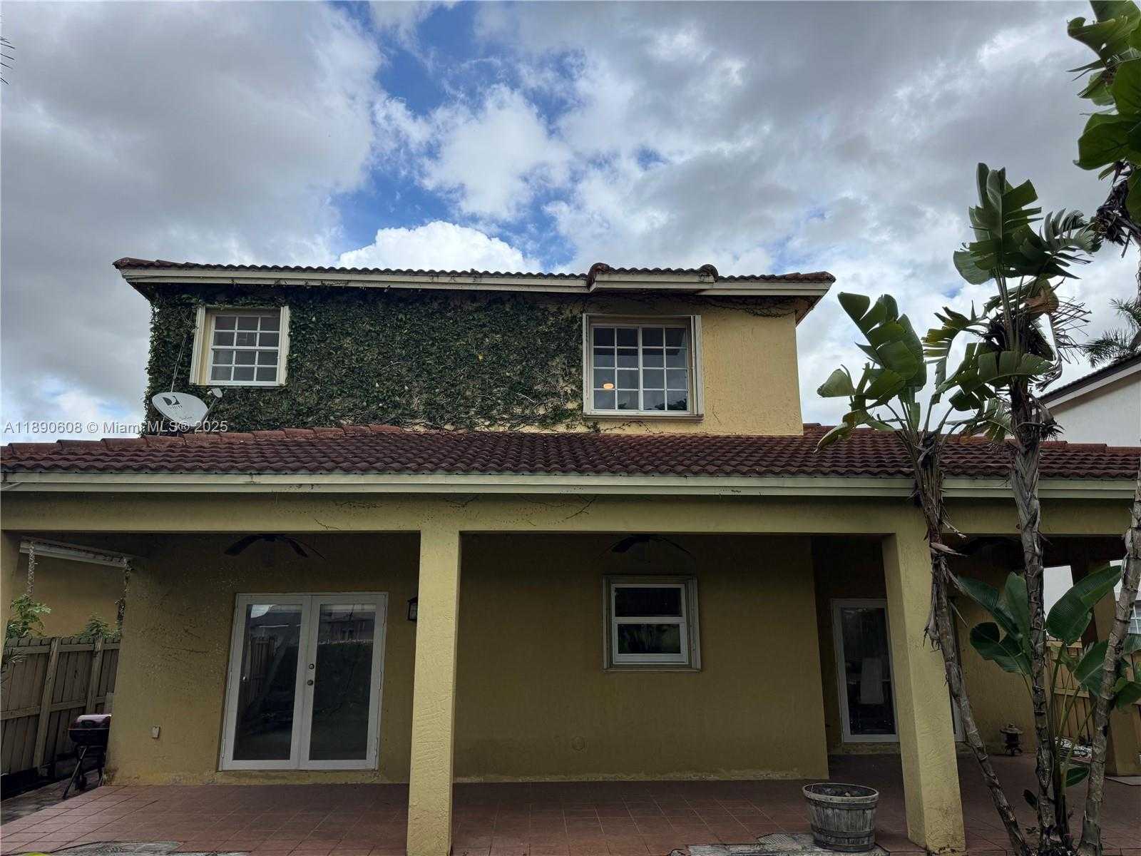 Small Image of 6742 SOUTH WEST 157TH CT, Miami Number 11