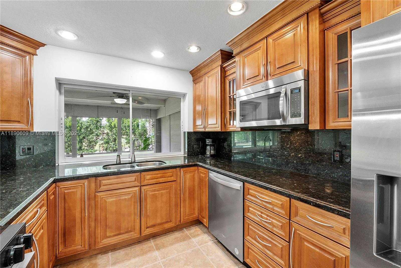 Small Image of 5667 NORTH CAMEO DR N, Boca Raton Number 10