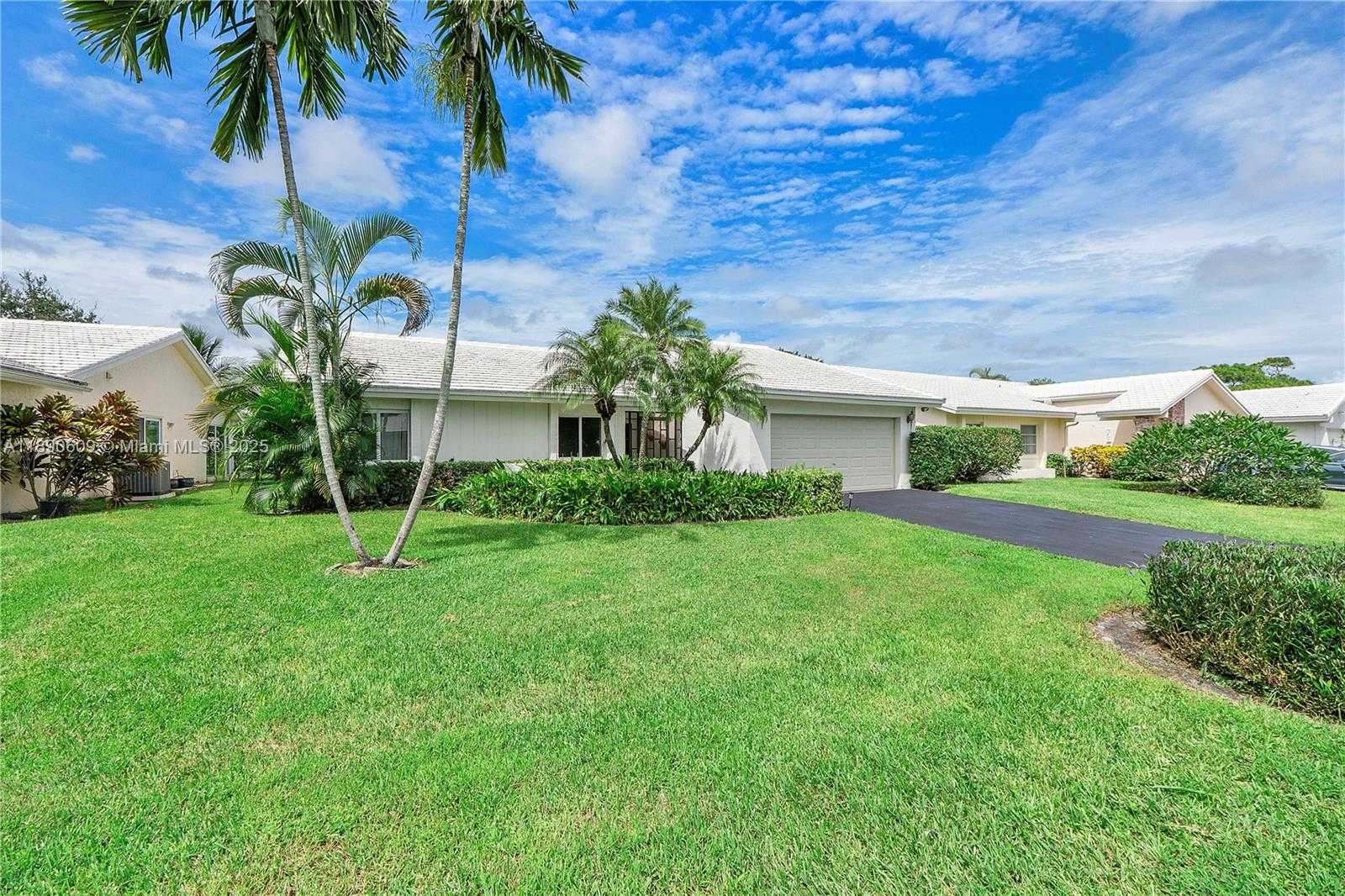 Small Image of 5667 NORTH CAMEO DR N, Boca Raton Number 4