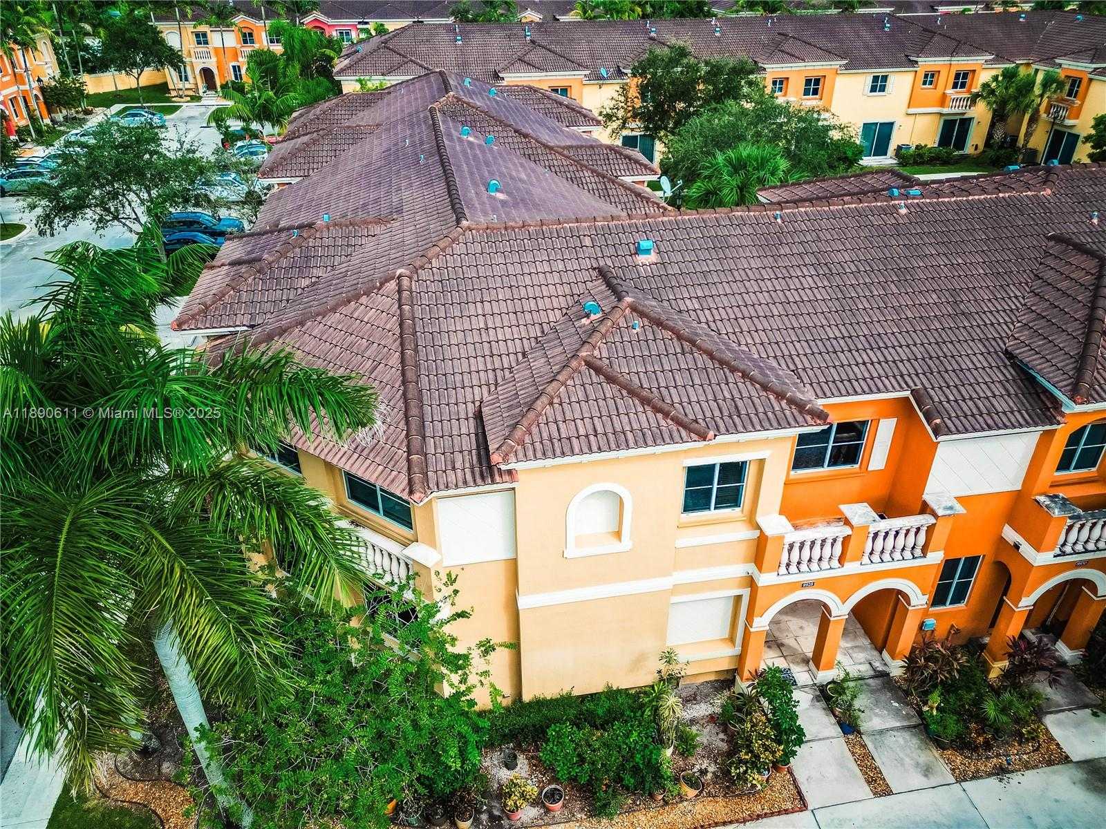 Small Image of 8928 SOUTH WEST 18TH ST, Miramar Number 39