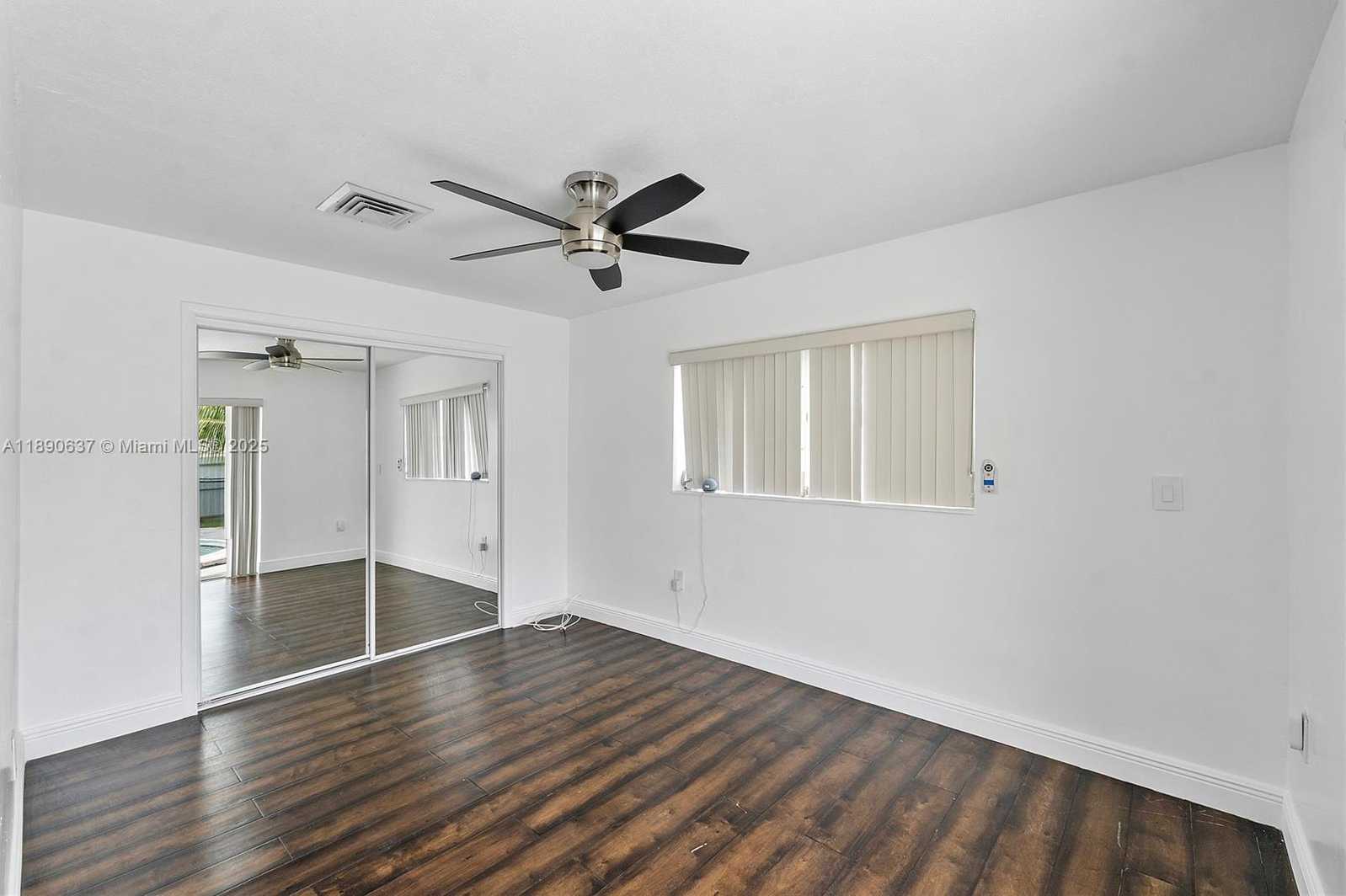 Small Image of 2261 UTOPIA DR, Miramar Number 14
