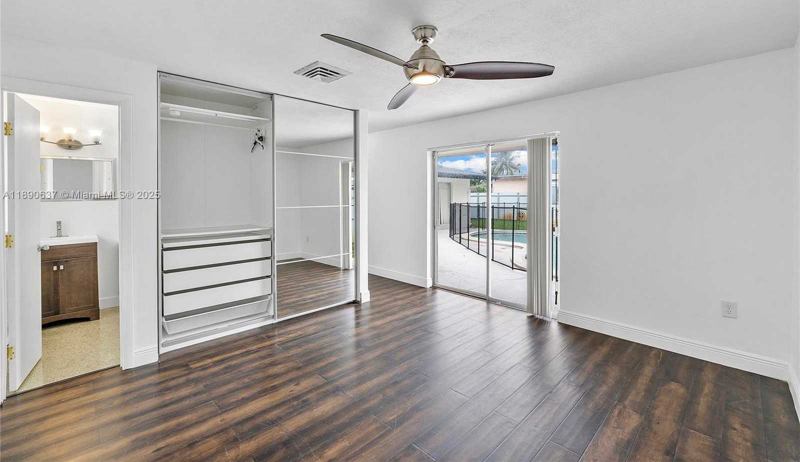 Small Image of 2261 UTOPIA DR, Miramar Number 15
