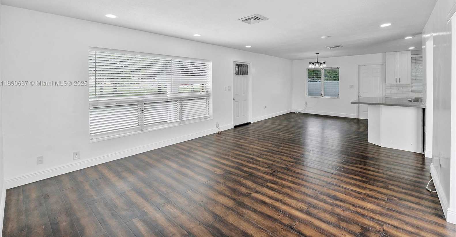 Small Image of 2261 UTOPIA DR, Miramar Number 18