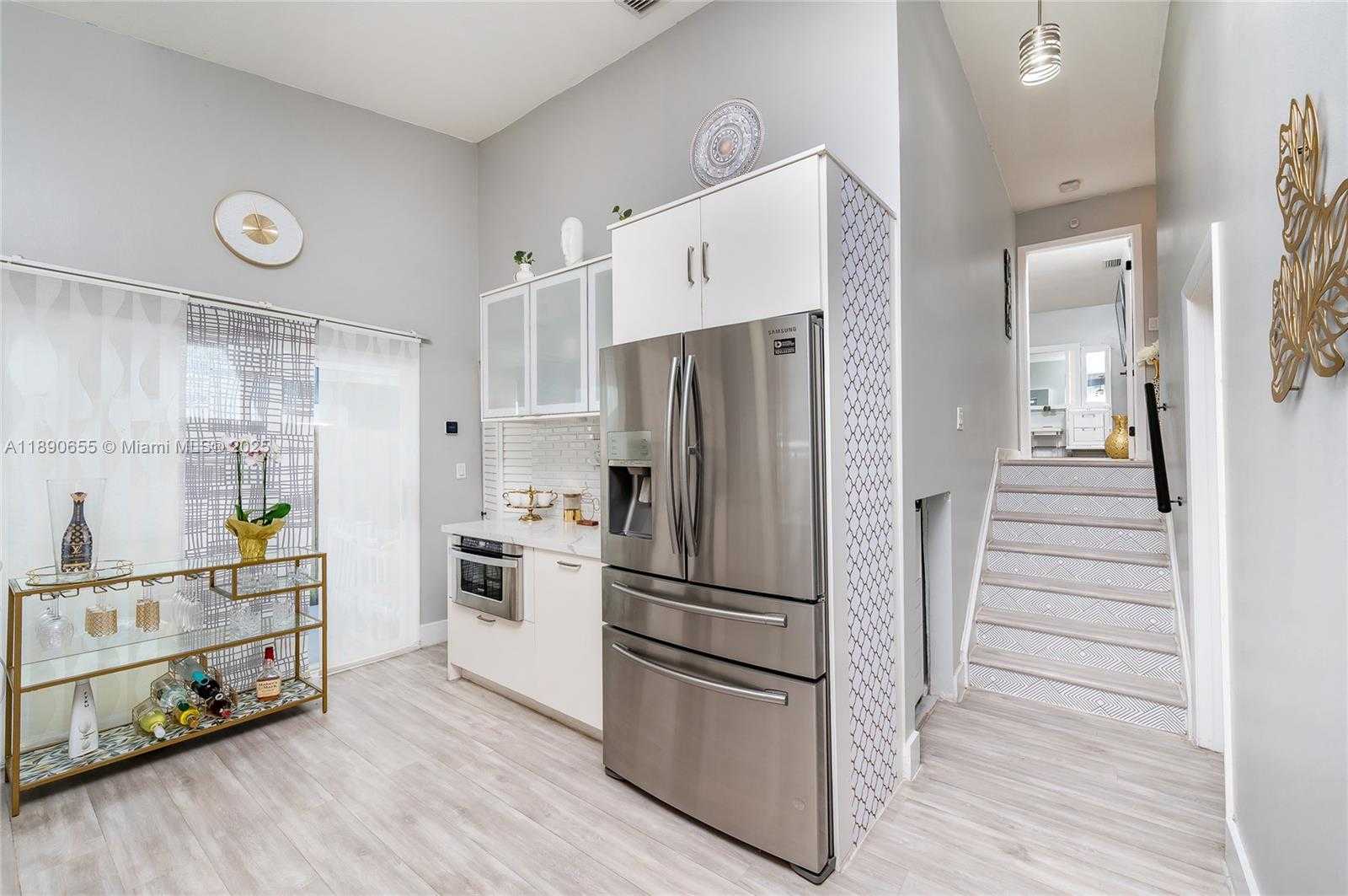 Small Image of 10048 SOUTH WEST 221ST ST, Cutler Bay Number 14