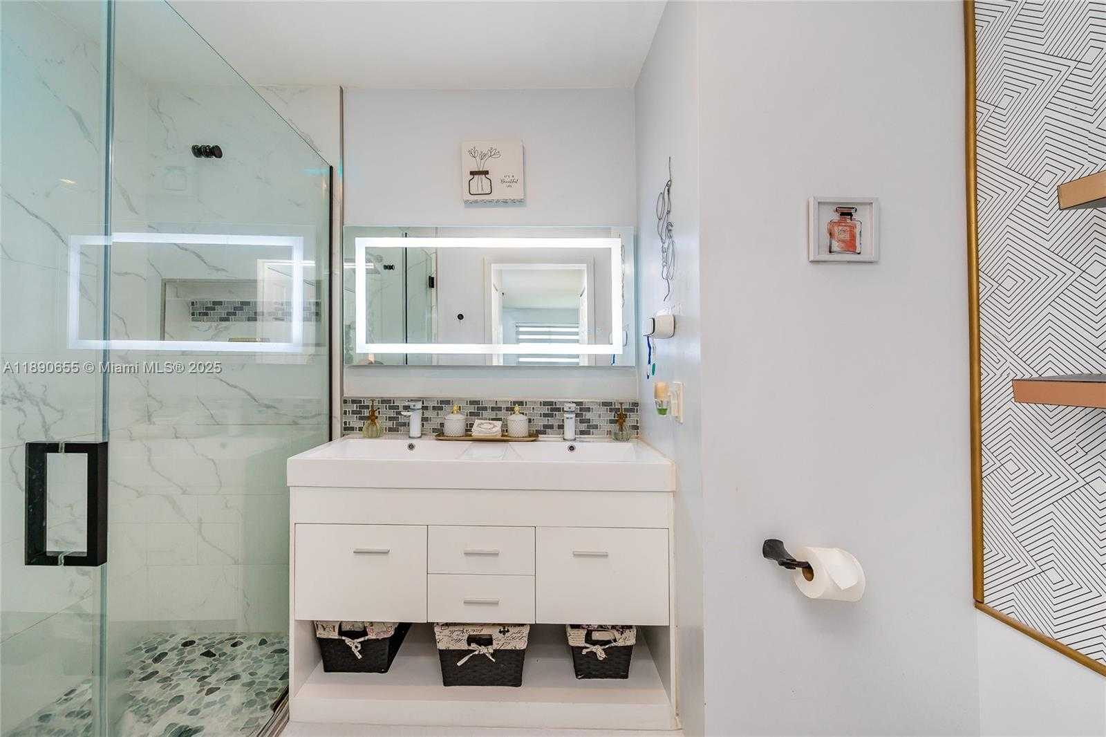 Small Image of 10048 SOUTH WEST 221ST ST, Cutler Bay Number 20