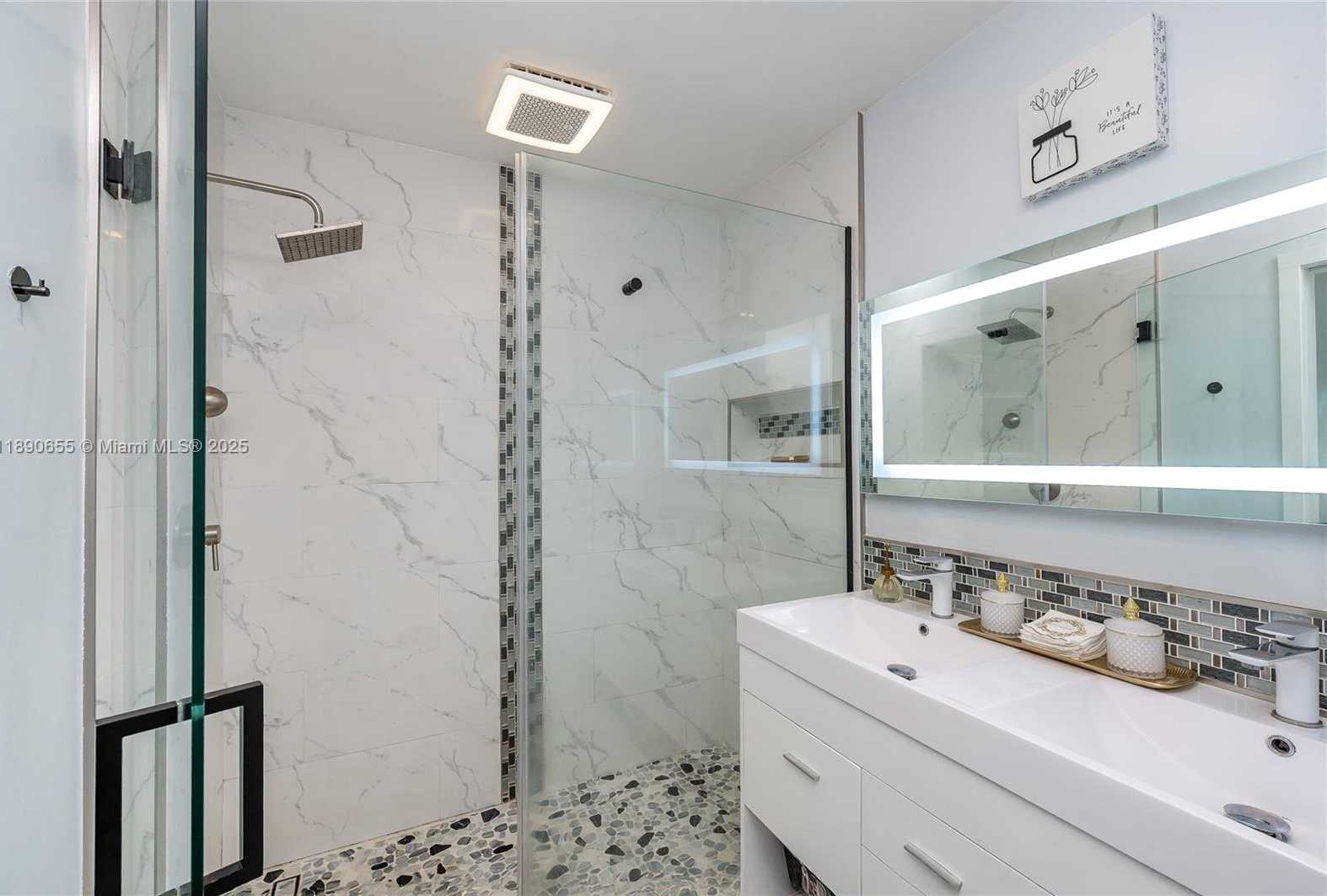 Small Image of 10048 SOUTH WEST 221ST ST, Cutler Bay Number 21