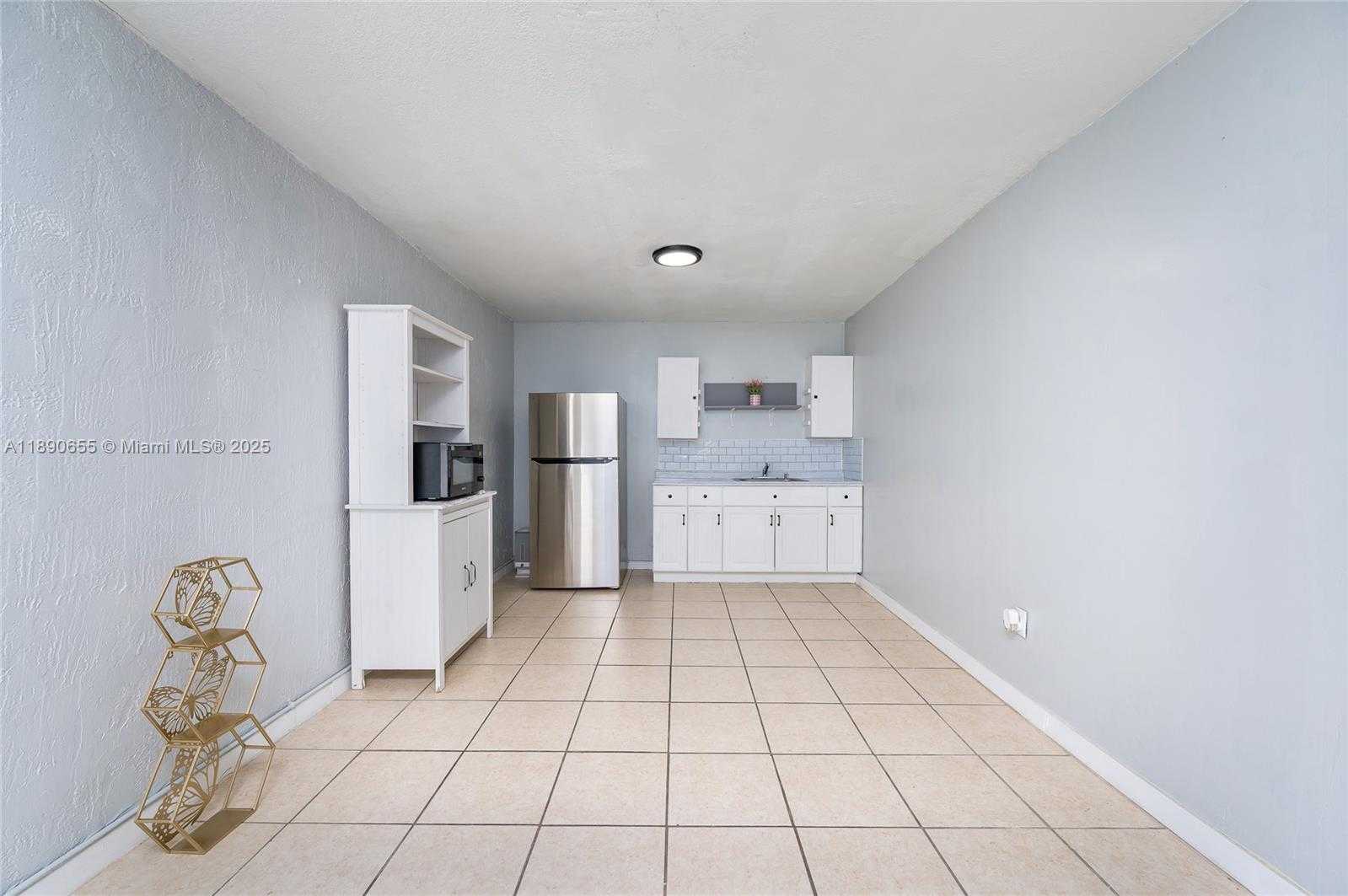 Small Image of 10048 SOUTH WEST 221ST ST, Cutler Bay Number 25