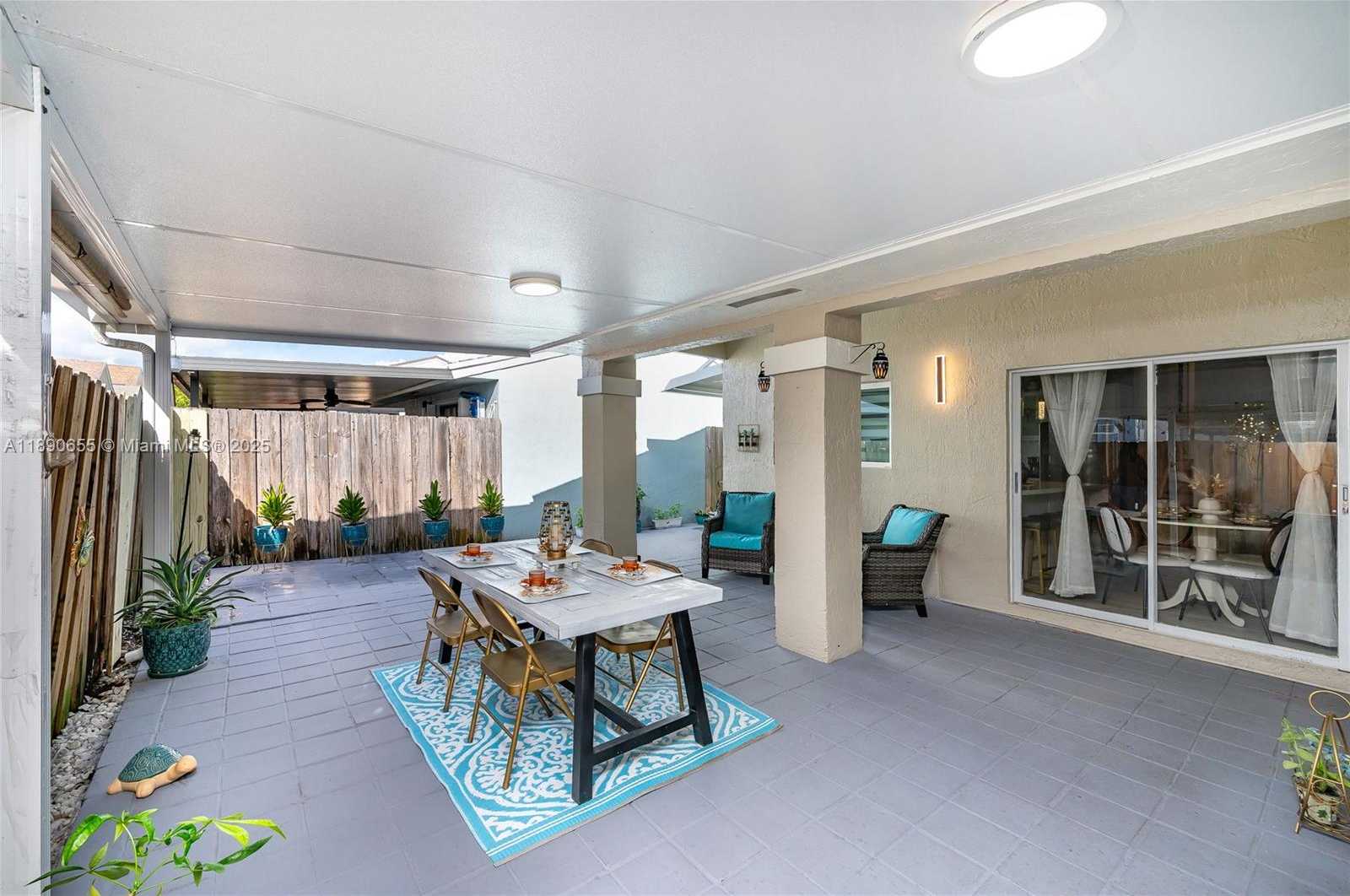Small Image of 10048 SOUTH WEST 221ST ST, Cutler Bay Number 31