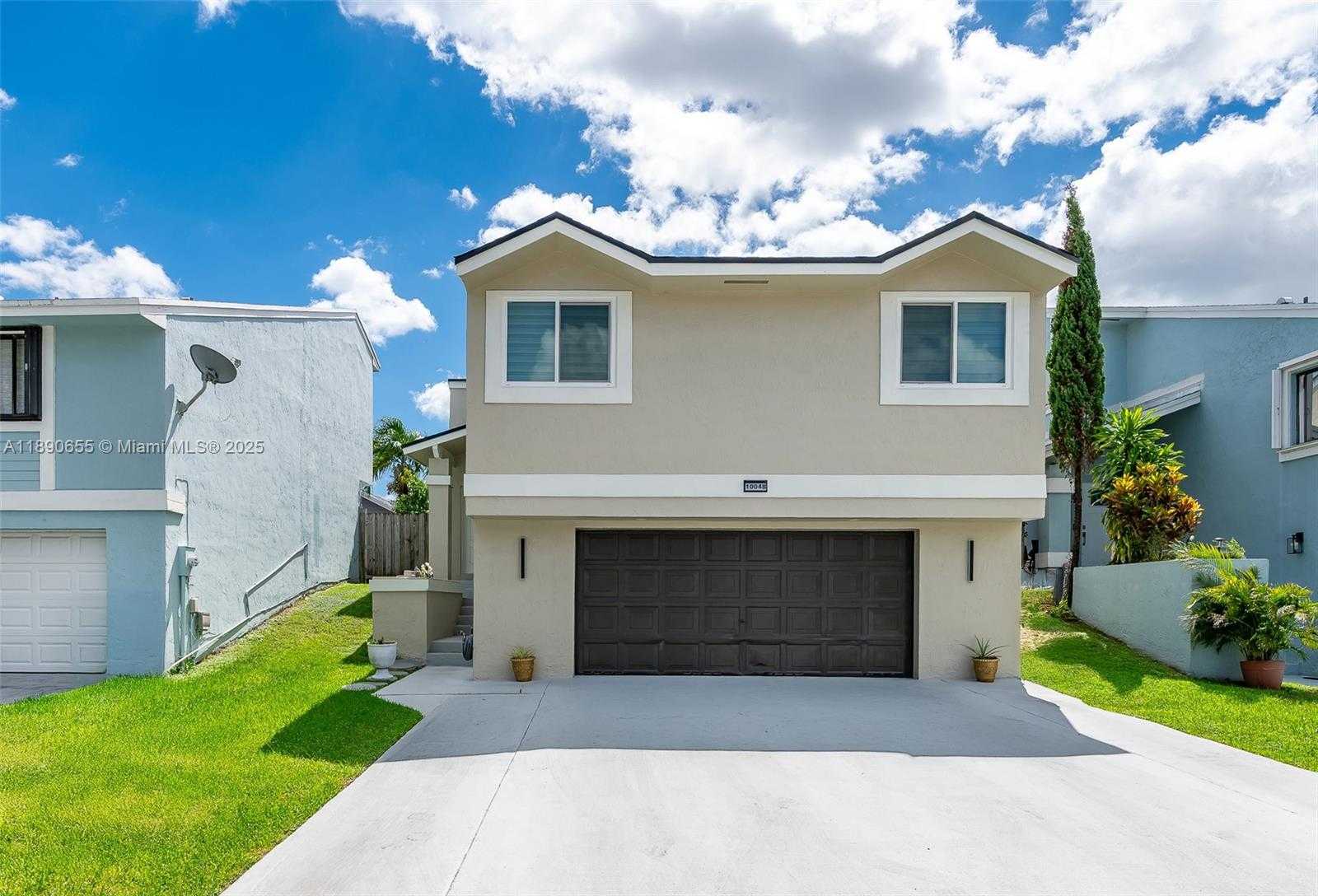 Small Image of 10048 SOUTH WEST 221ST ST, Cutler Bay Number 4