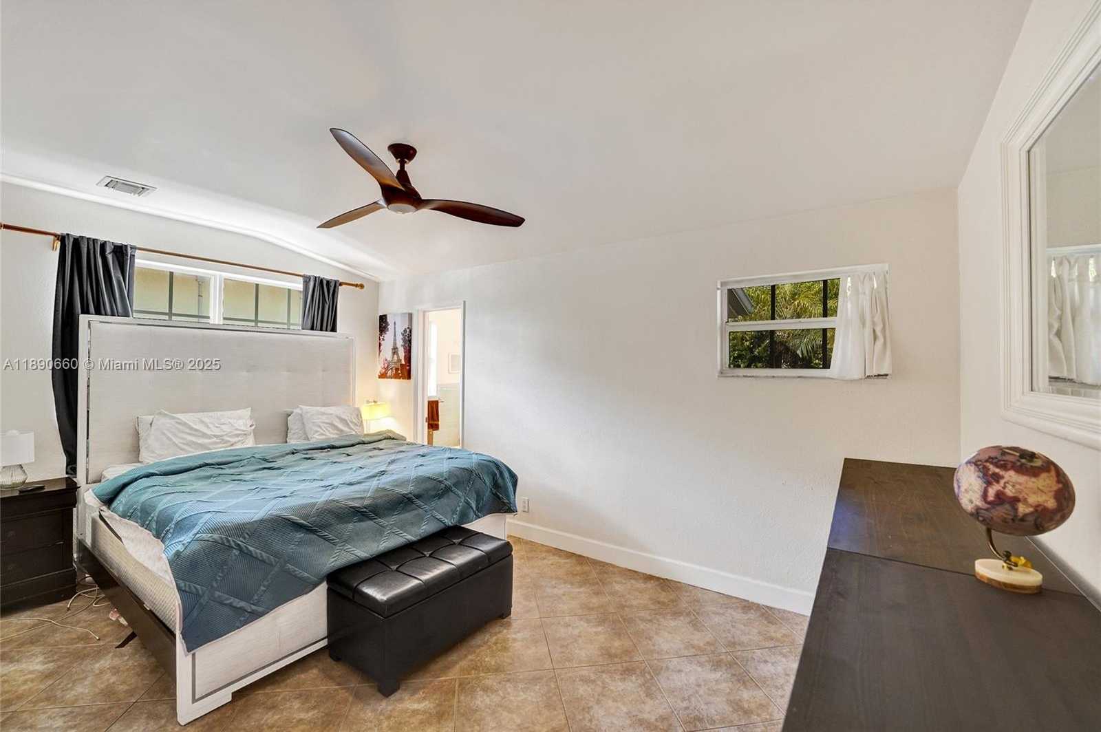 Small Image of 2624 NASSAU LN, Fort Lauderdale Number 9
