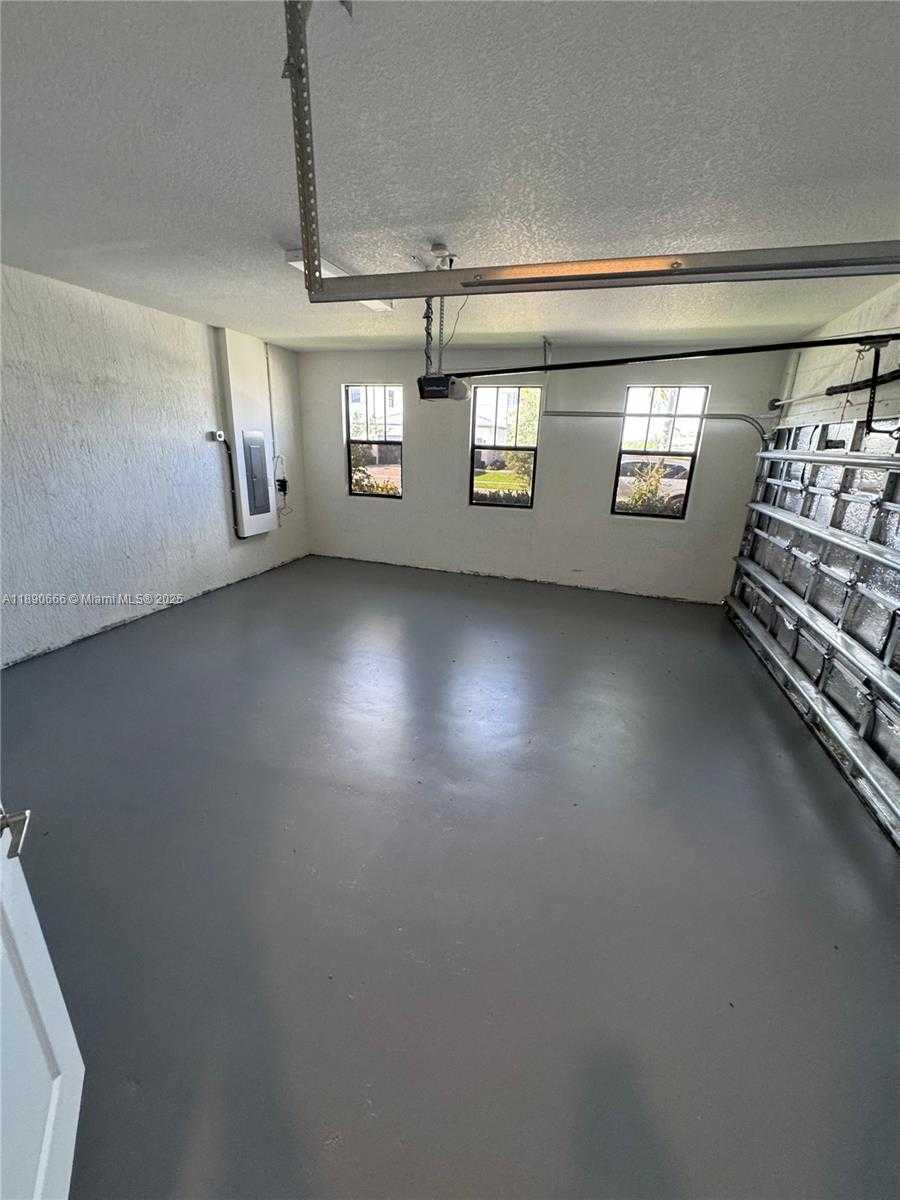 Small Image of 17355 SOUTH WEST 41ST ST, Miramar Number 40